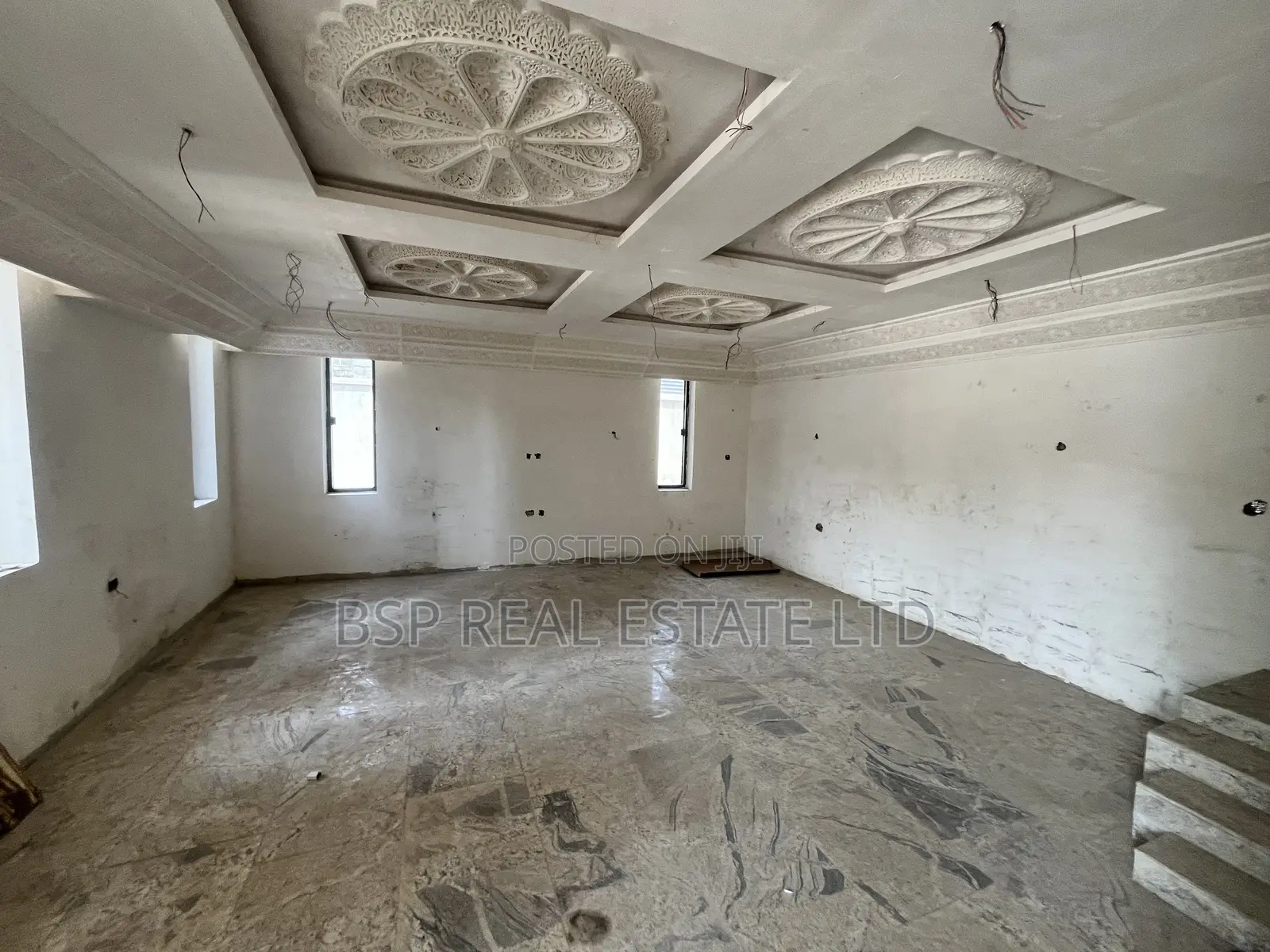 5bdrm Duplex in Legislative Quarter, Apo District for sale in Apo District