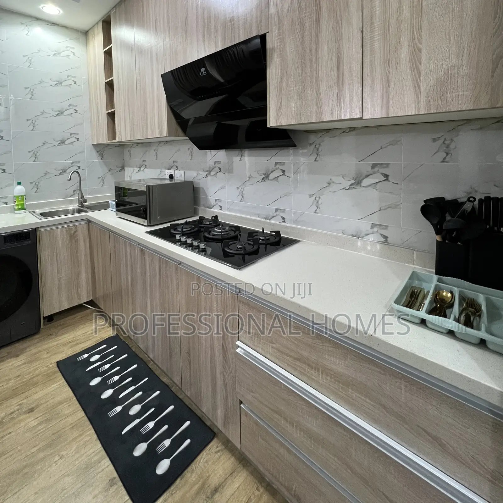 Cozy 2 Bedroom Shortlet Apartment in Freedom Way Lekki Phase 1 in Lekki