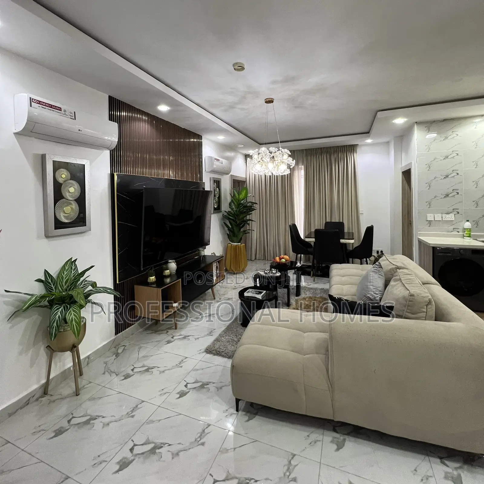 Cozy 2 Bedroom Shortlet Apartment in Freedom Way Lekki Phase 1 in Lekki