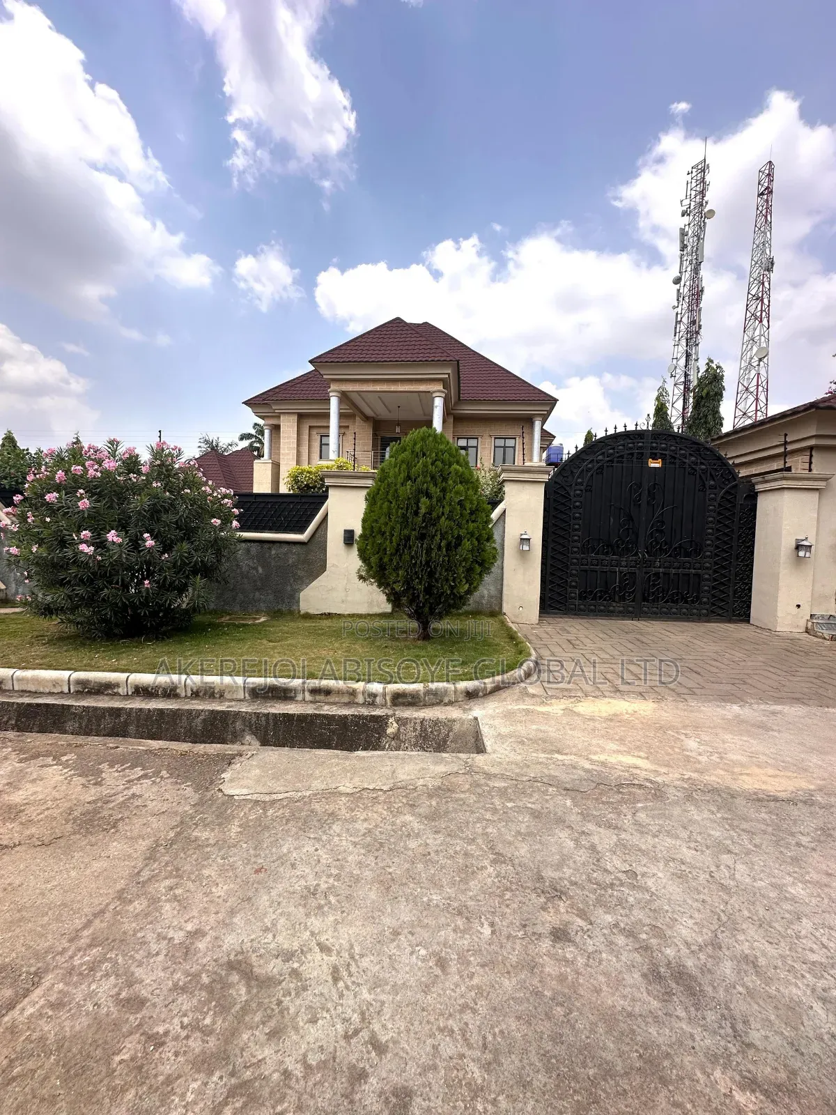 5bdrm House in Gwarinpa Main for sale in Gwarinpa