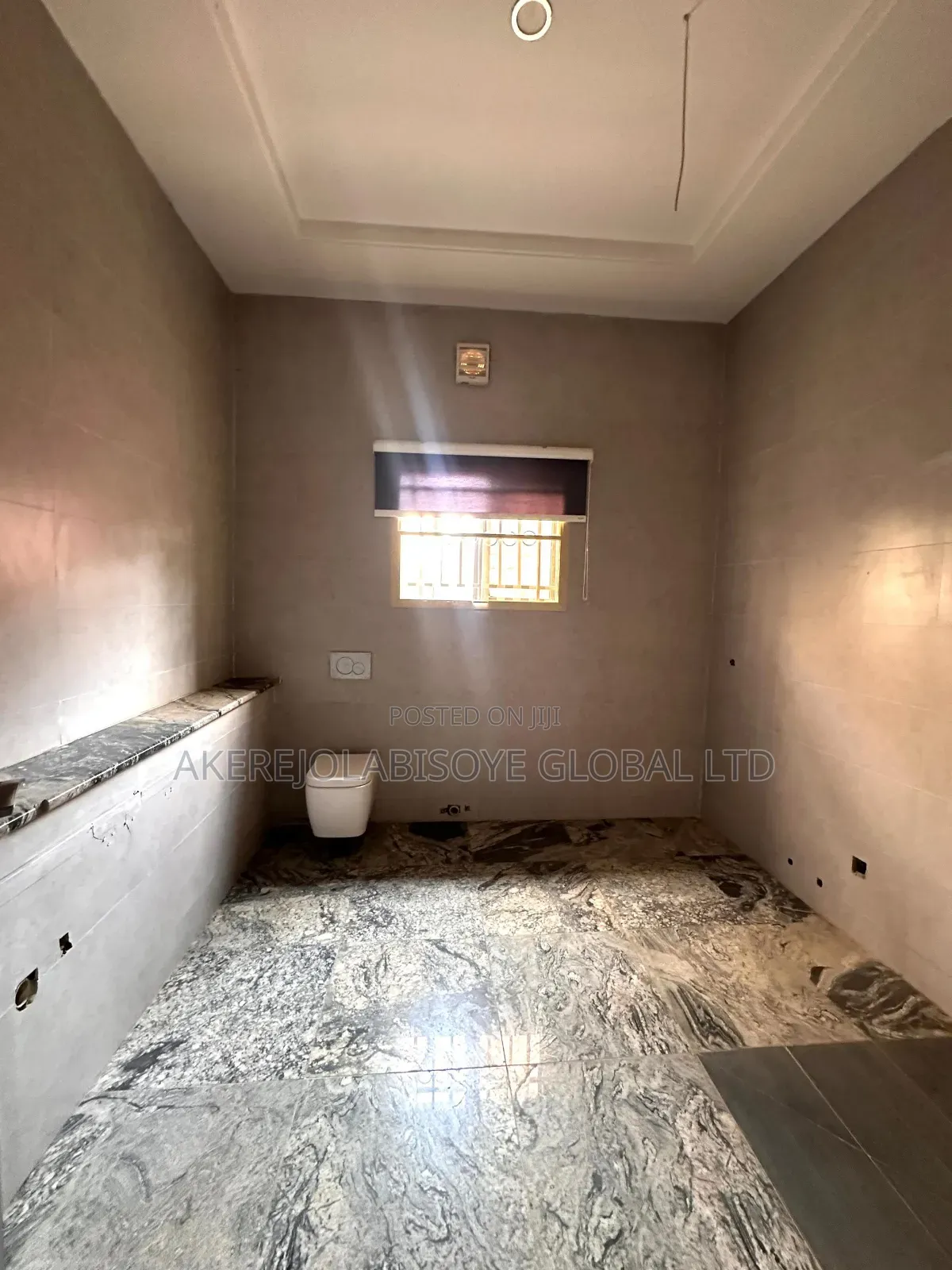 5bdrm House in Gwarinpa Main for sale in Gwarinpa