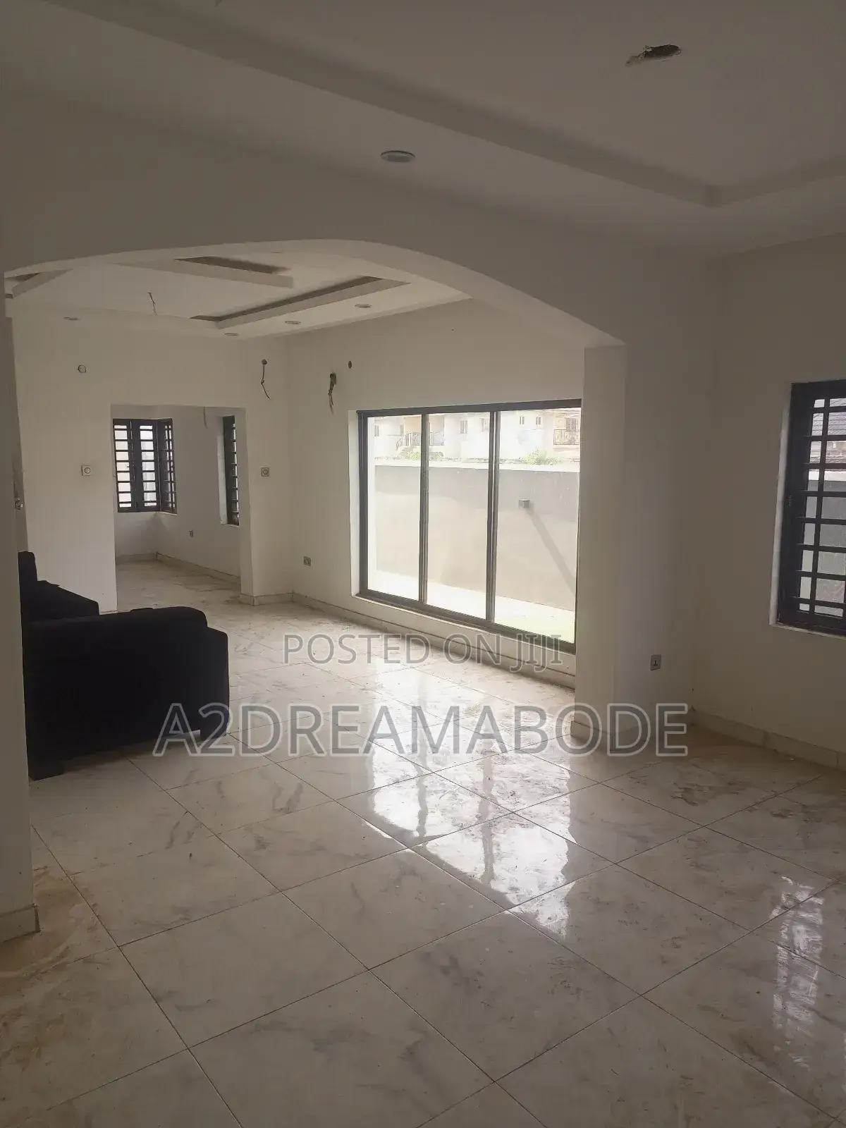 5bdrm Duplex in Opic Estate, Isheri North for sale in Isheri North