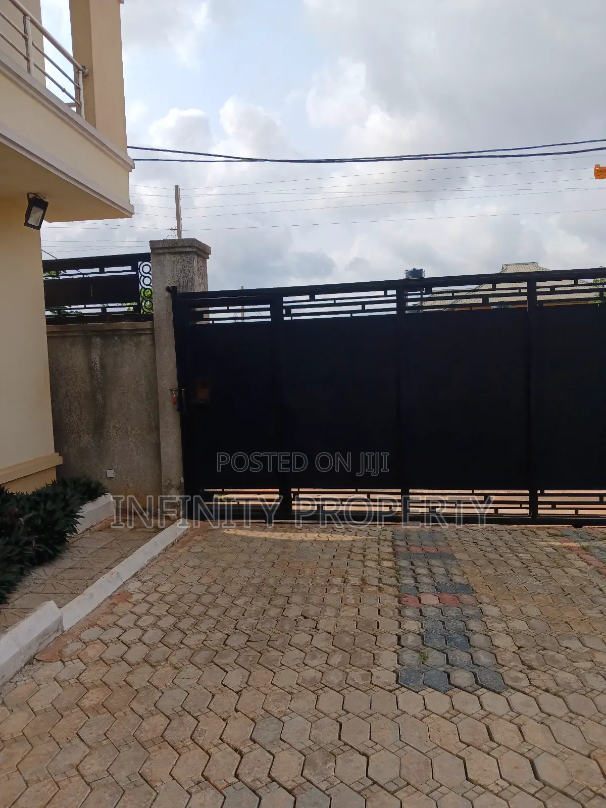 Furnished 3bdrm Block of Flats in Etete Layout, Benin City for sale in Benin City