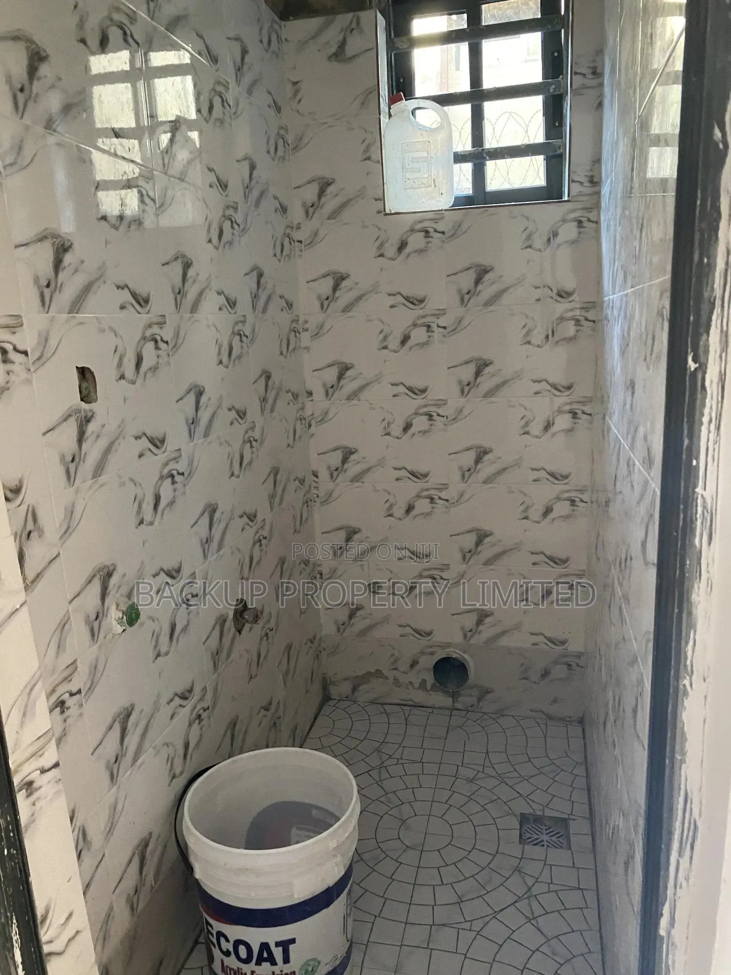 1bdrm Apartment in Onike Yaba for rent in Onike