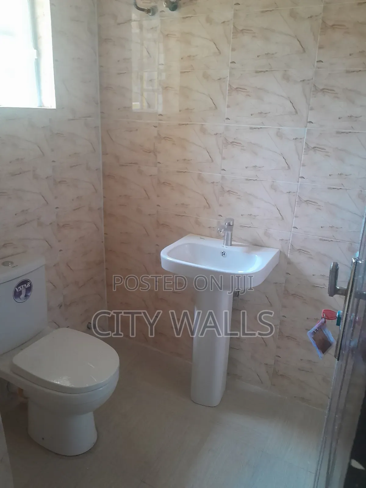 2bdrm Block of Flats in Silver Point Estate, Badore for rent in Badore