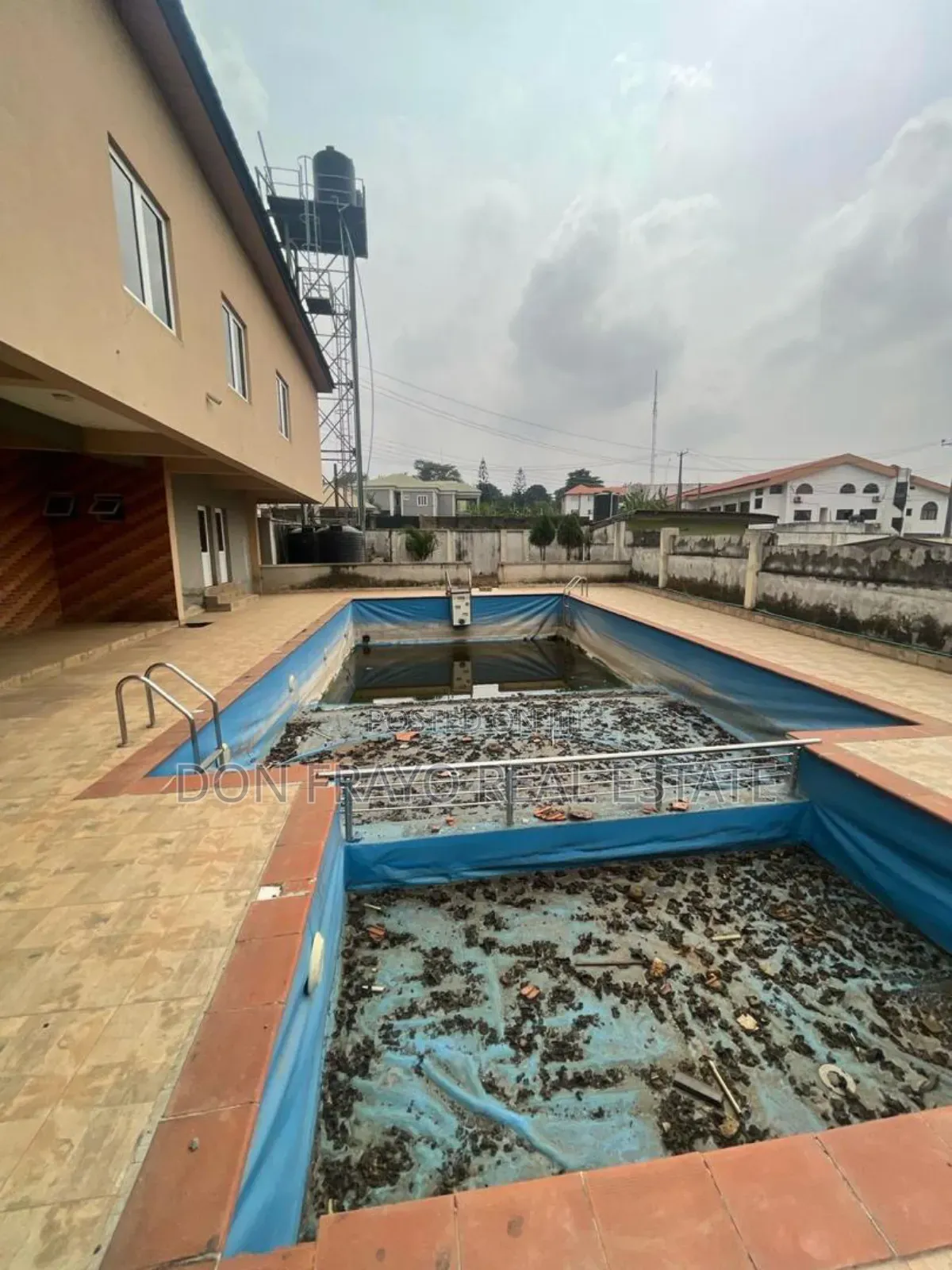 5bdrm Duplex in Agodi Gra for sale in Agodi