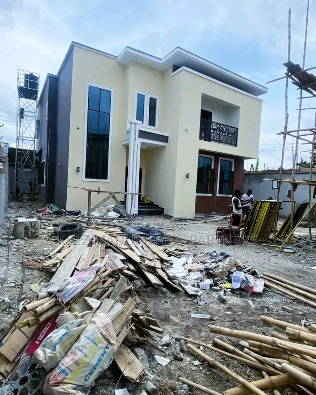 5bdrm Duplex in Woji , Port Harcourt for sale in Woji