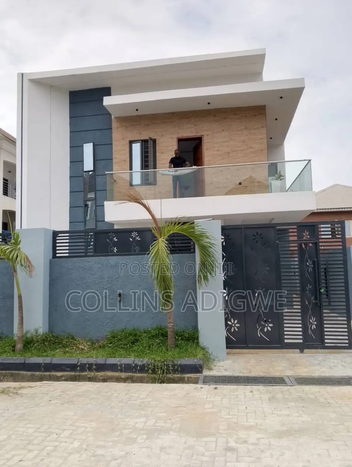 4bdrm Duplex in Olokonla Ajah for sale in Olokonla