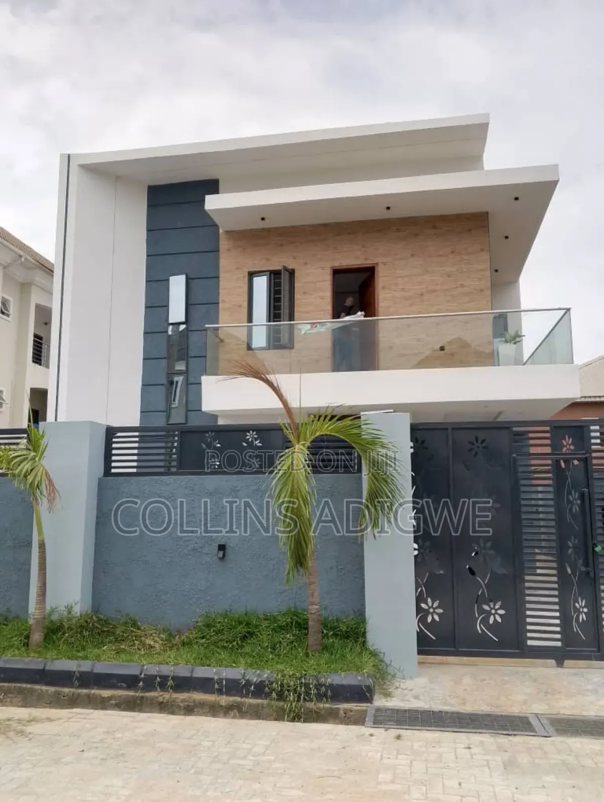4bdrm Duplex in Olokonla Ajah for sale in Olokonla