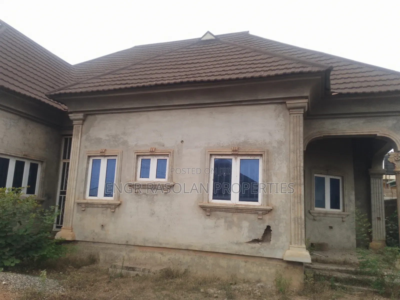 For Sale 4 Bedroom Bungalow Uncompleted in Asa