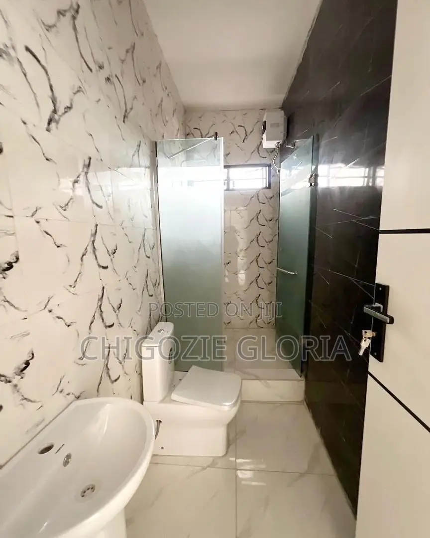 Furnished 3bdrm Duplex in Lekki for sale in Lekki