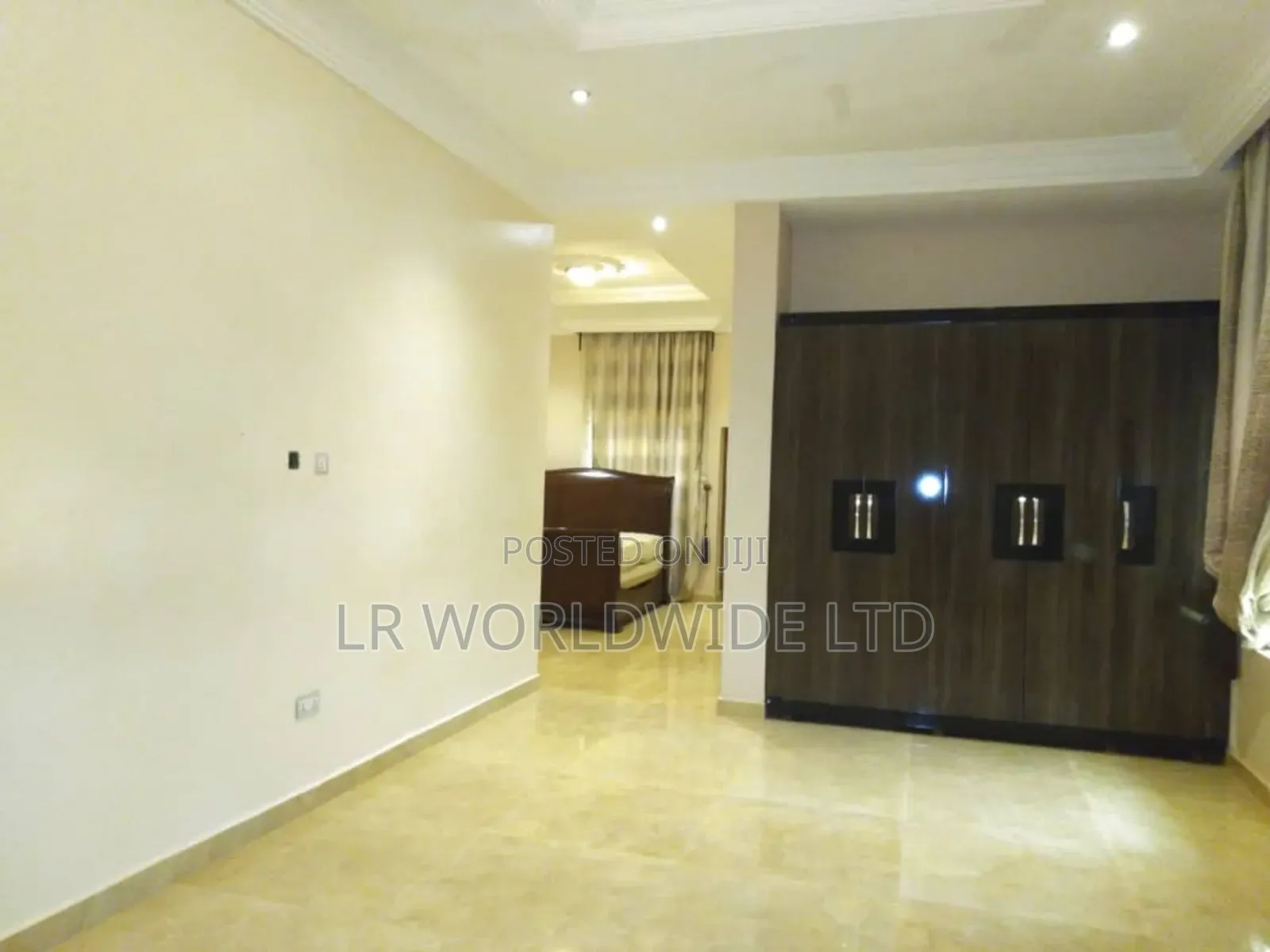 Furnished 20bdrm Mansion in Guzape District for sale in Guzape District
