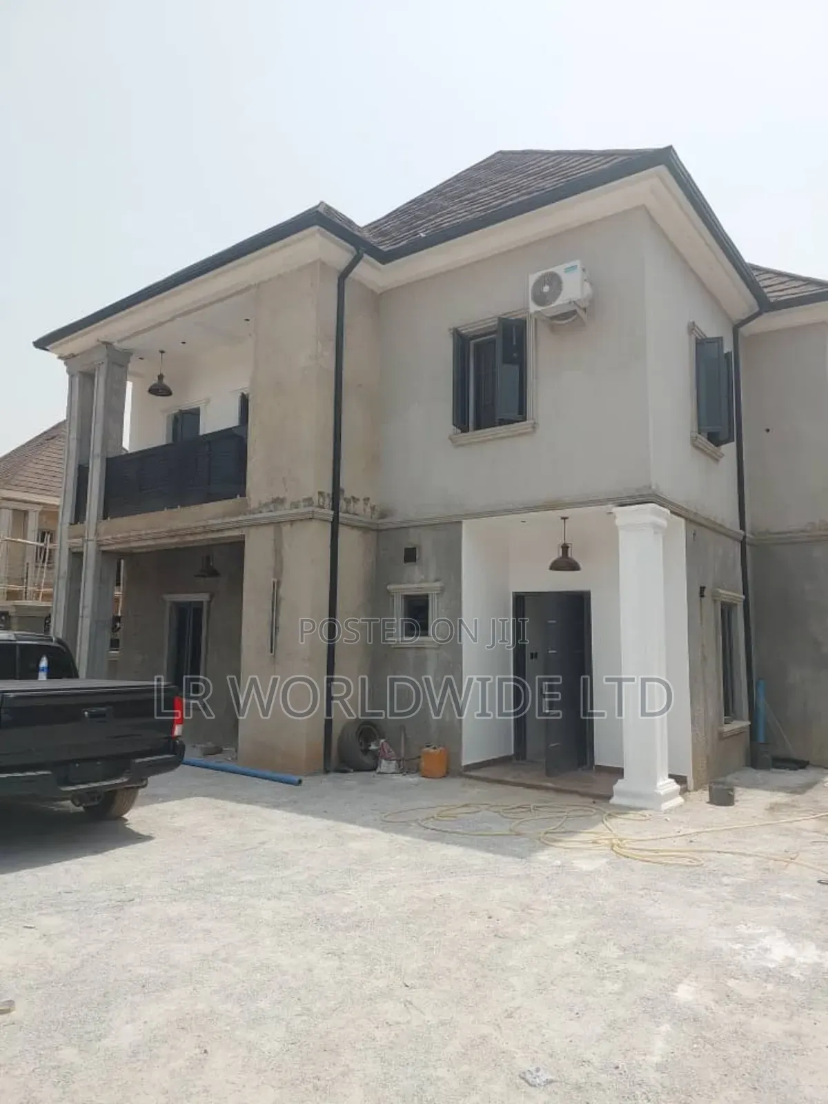 4bdrm Duplex in Lugbe District for sale in Lugbe District