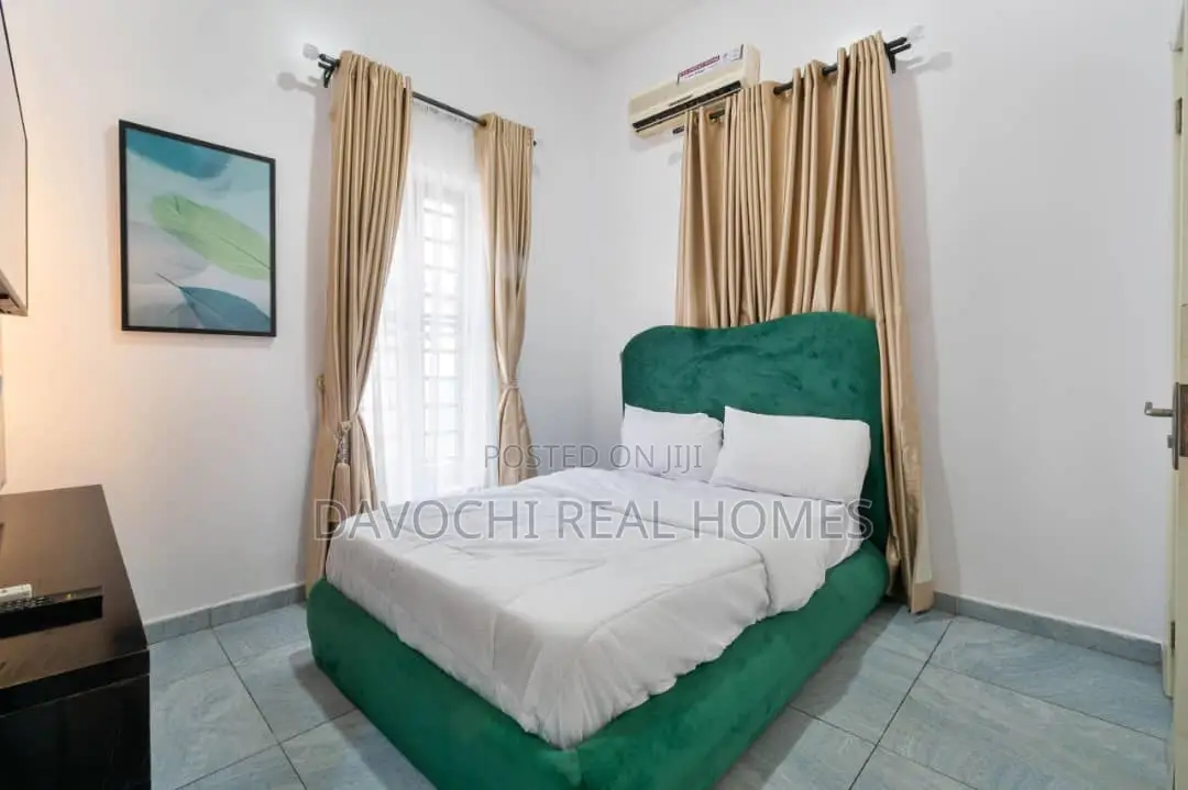 Furnished 4bdrm Duplex in Orchid Road, Lekki for sale in Lekki Phase 2