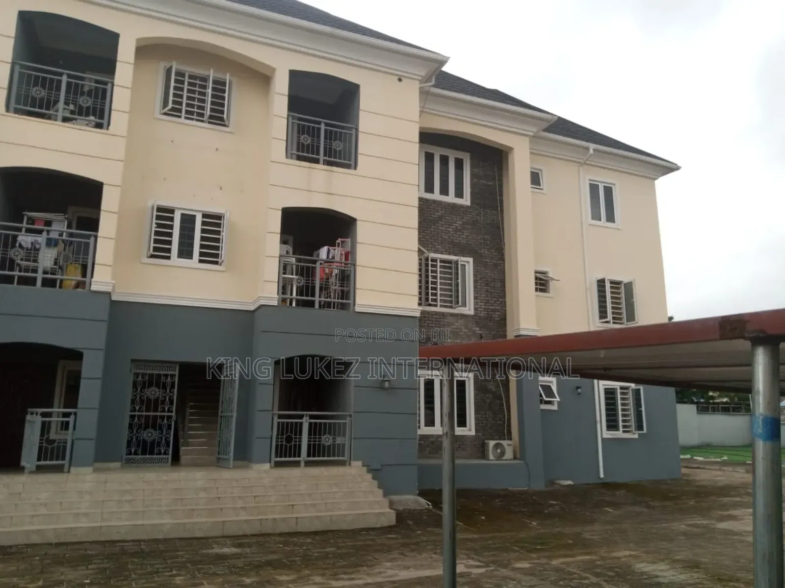 6 Units Of Bedroom Townhouse/Terrace In Lugbe For Sale in Kaura