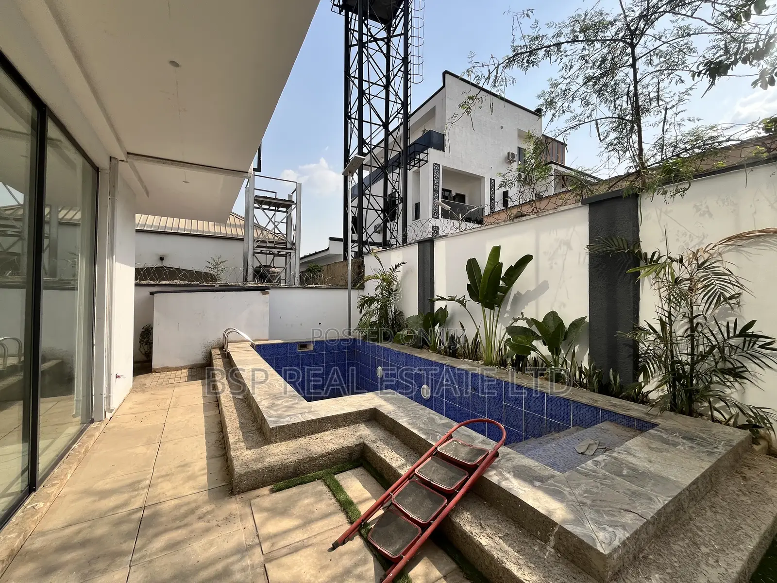 5bdrm Duplex in Maitama for sale in Maitama
