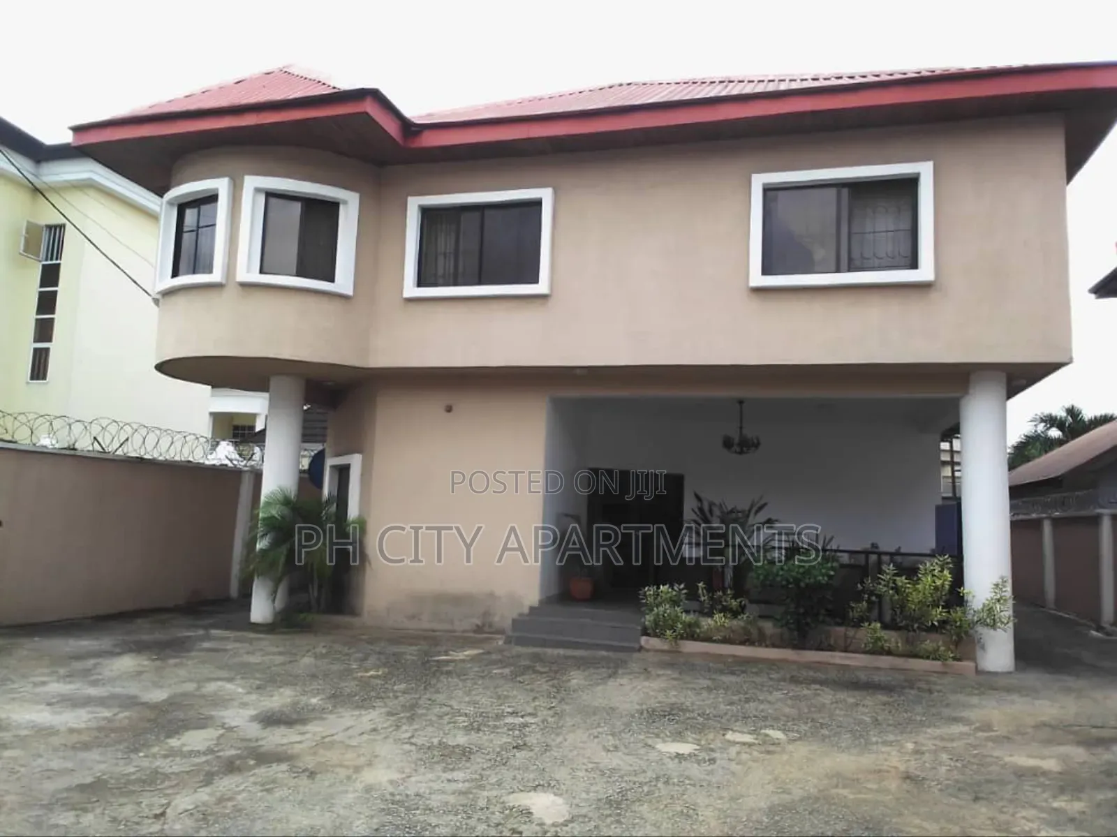 4bdrm Duplex in Cocaine Estate, Rumuogba for sale in Rumuogba