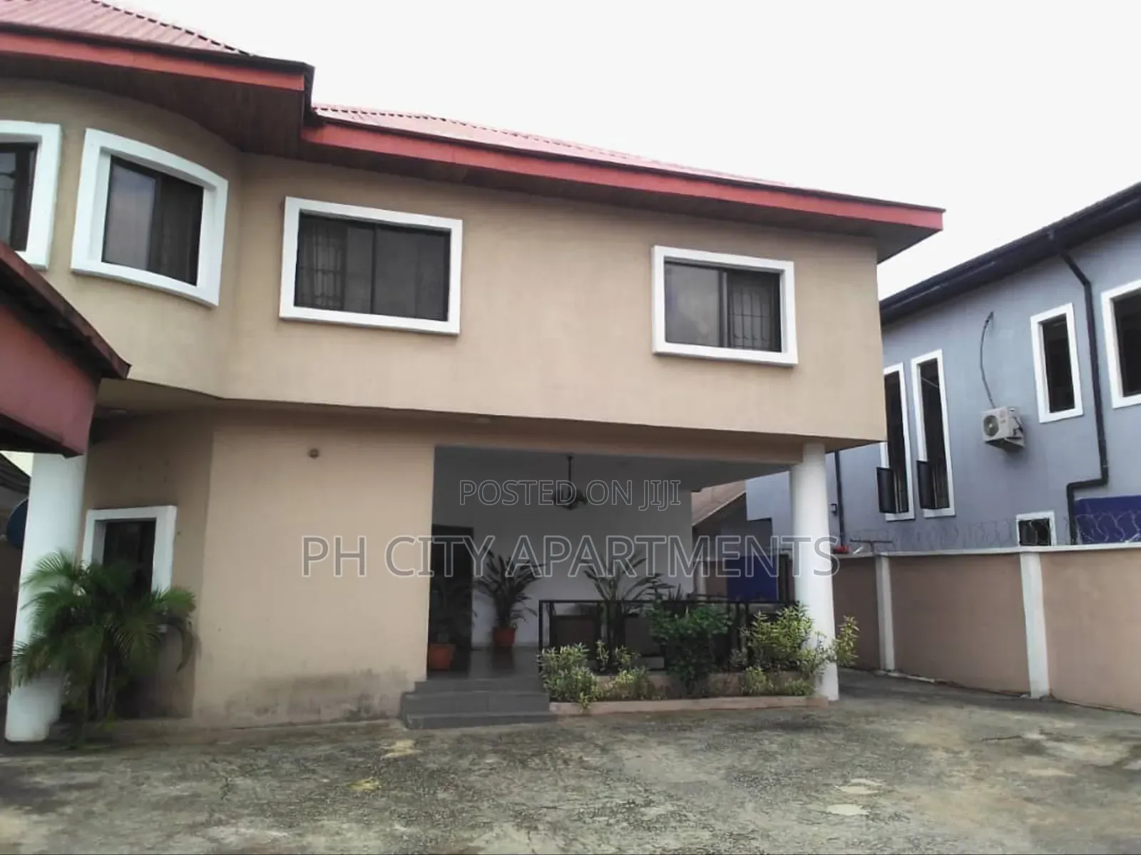 4bdrm Duplex in Cocaine Estate, Rumuogba for sale in Rumuogba