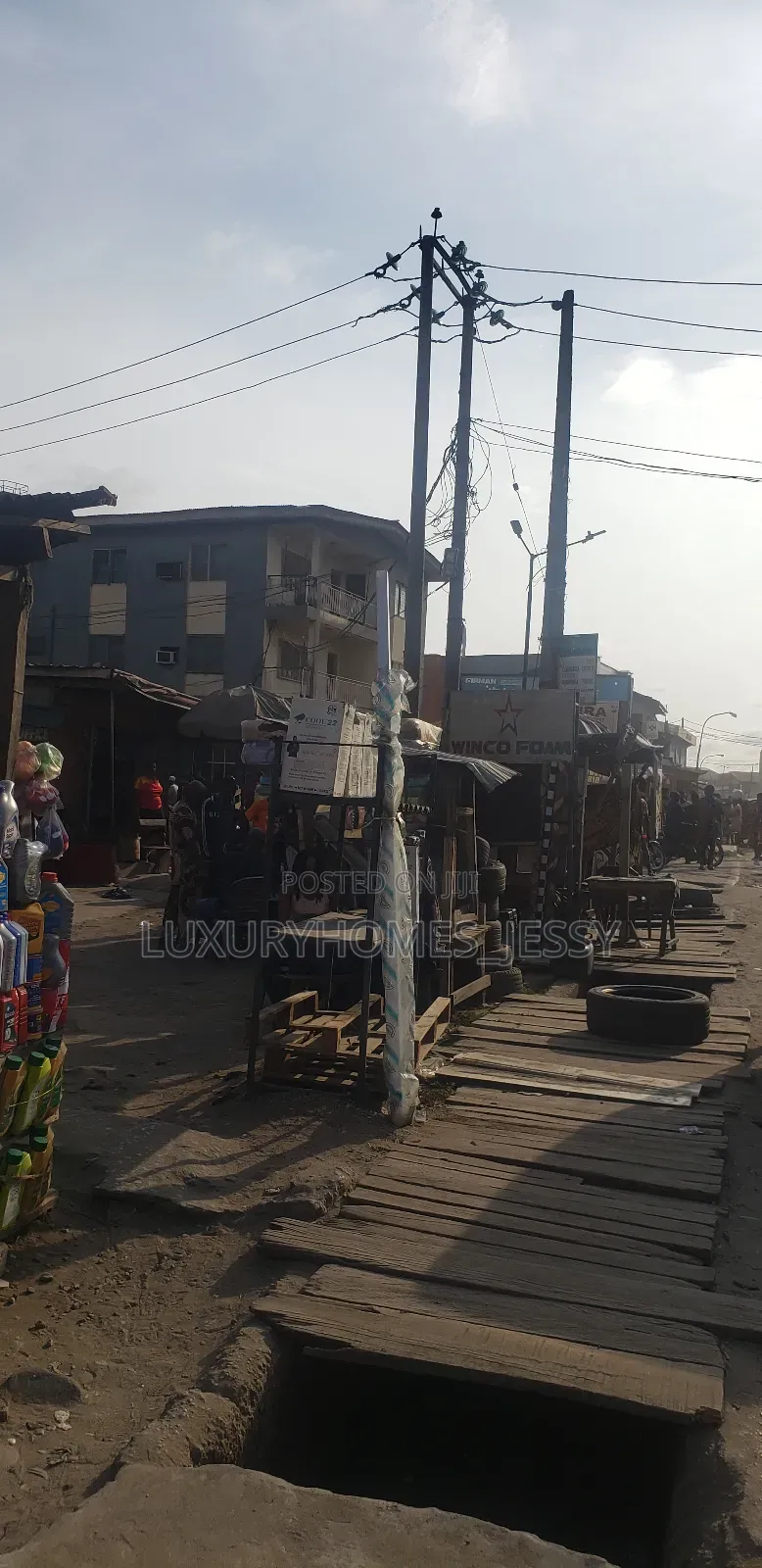 Acres of Land Fencing Lagos/Badagry Express at Iyana Isiachi in Okokomaiko