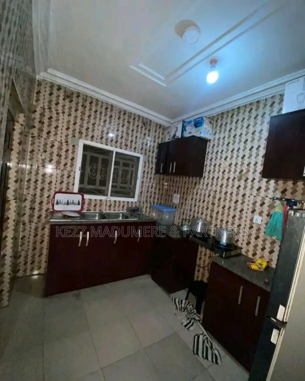 2bdrm Bungalow in Egbelu Ogbogoro Off for sale in Port-Harcourt