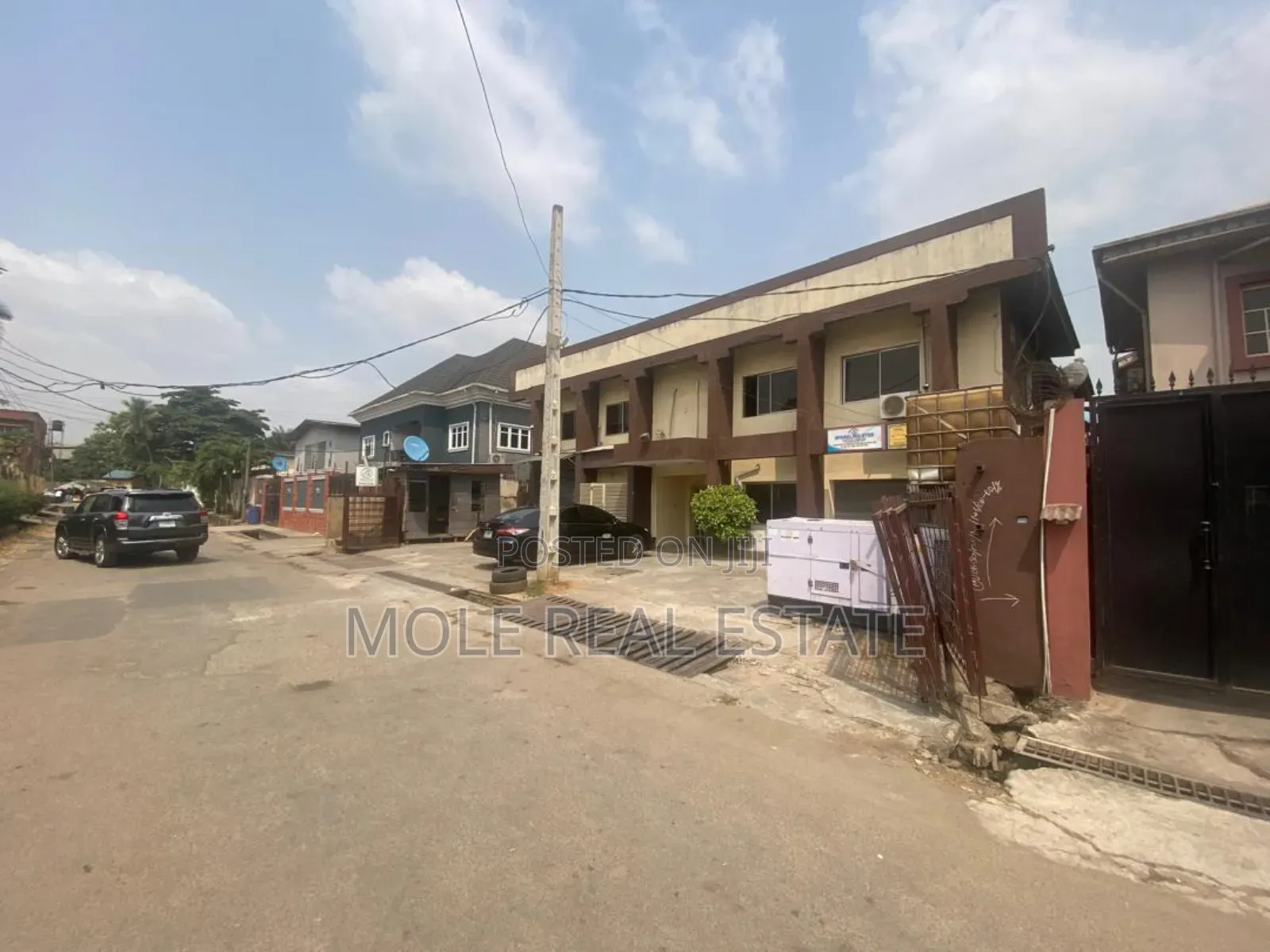 Fully Serviced 3 Bedroom Apt Maruwa Leki Phase 1 in Lekki Phase 1