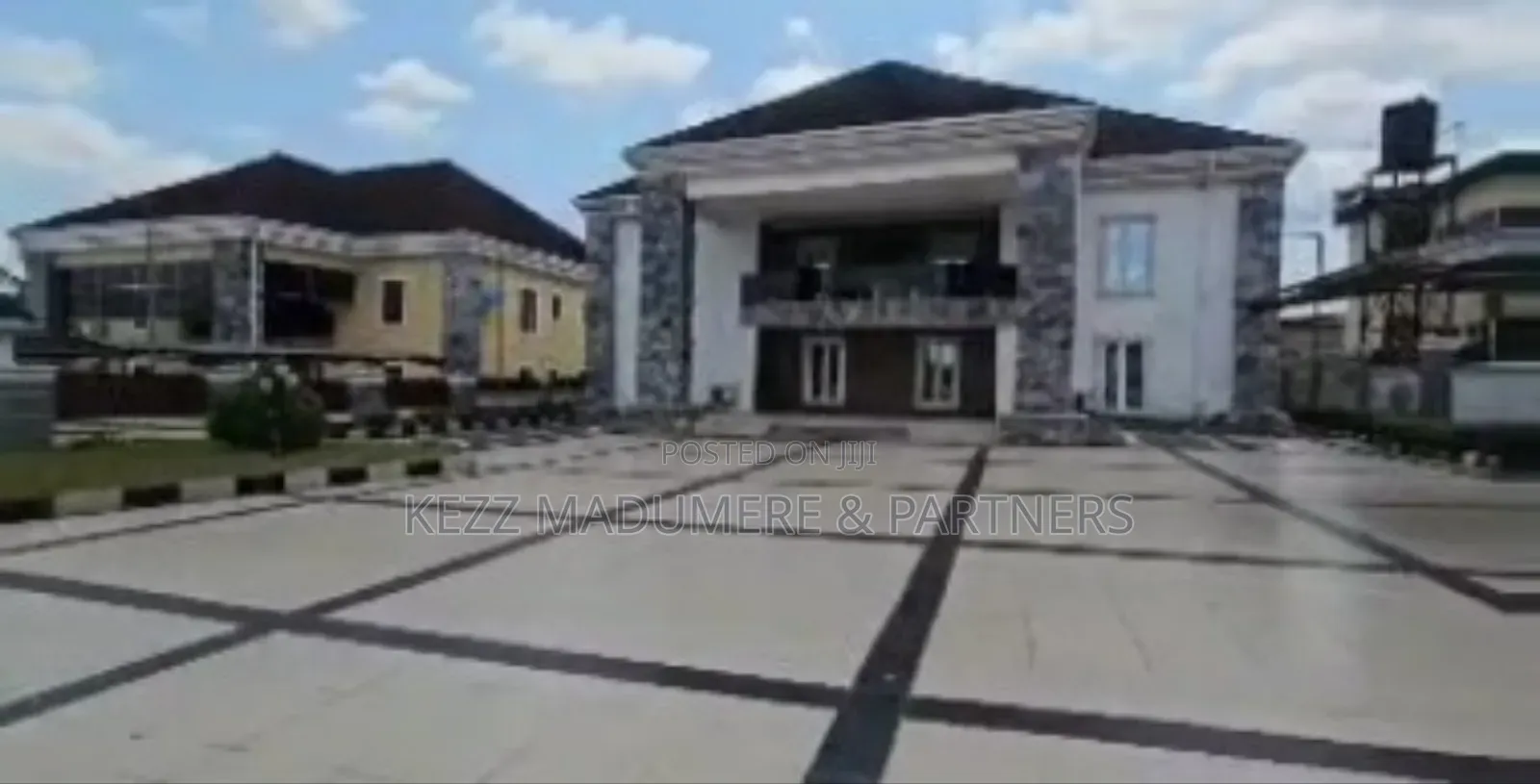 6bdrm Duplex in Rocana Estate Owerri for sale in Owerri