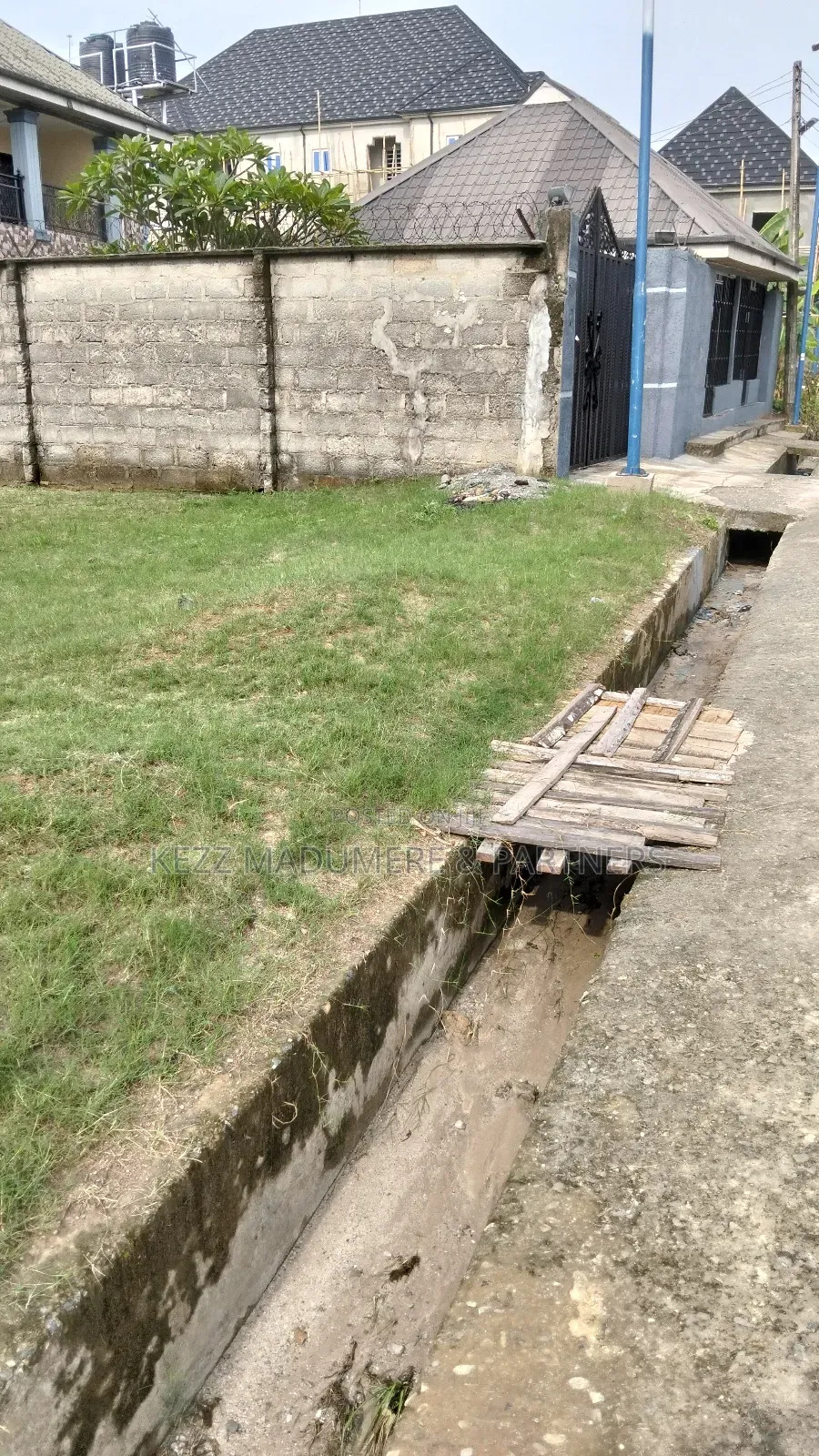 For Sale: 2 Plots at Freedom Est, Sars Rd Ph in Rukpokwu