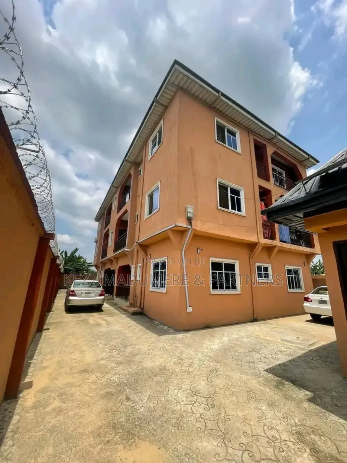 6bdrm Block of Flats in New Rumukurushi Ph, Rumuokwurusi for sale in Rumuokwurusi