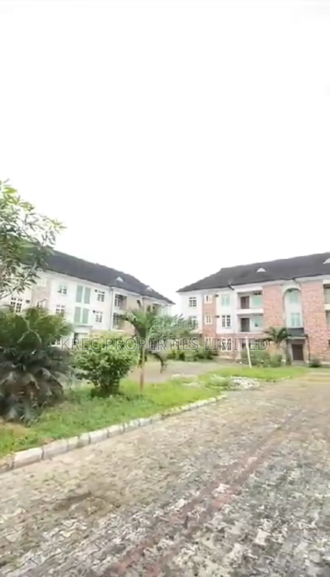 20bdrm Townhouse Terrace in Odili Road Port for sale in Port-Harcourt