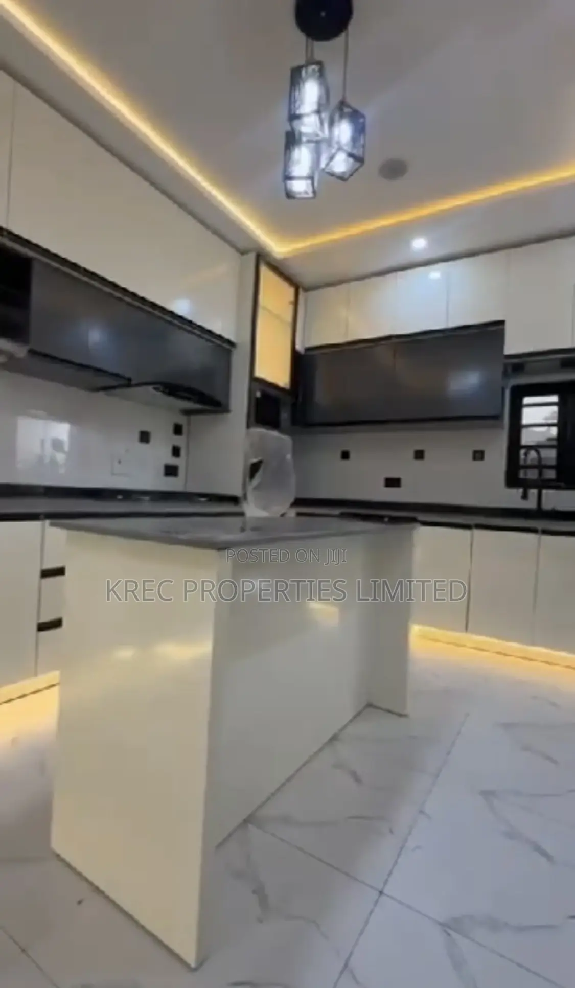 4bdrm Duplex in Eneka Link Road Phc for sale in Eneka
