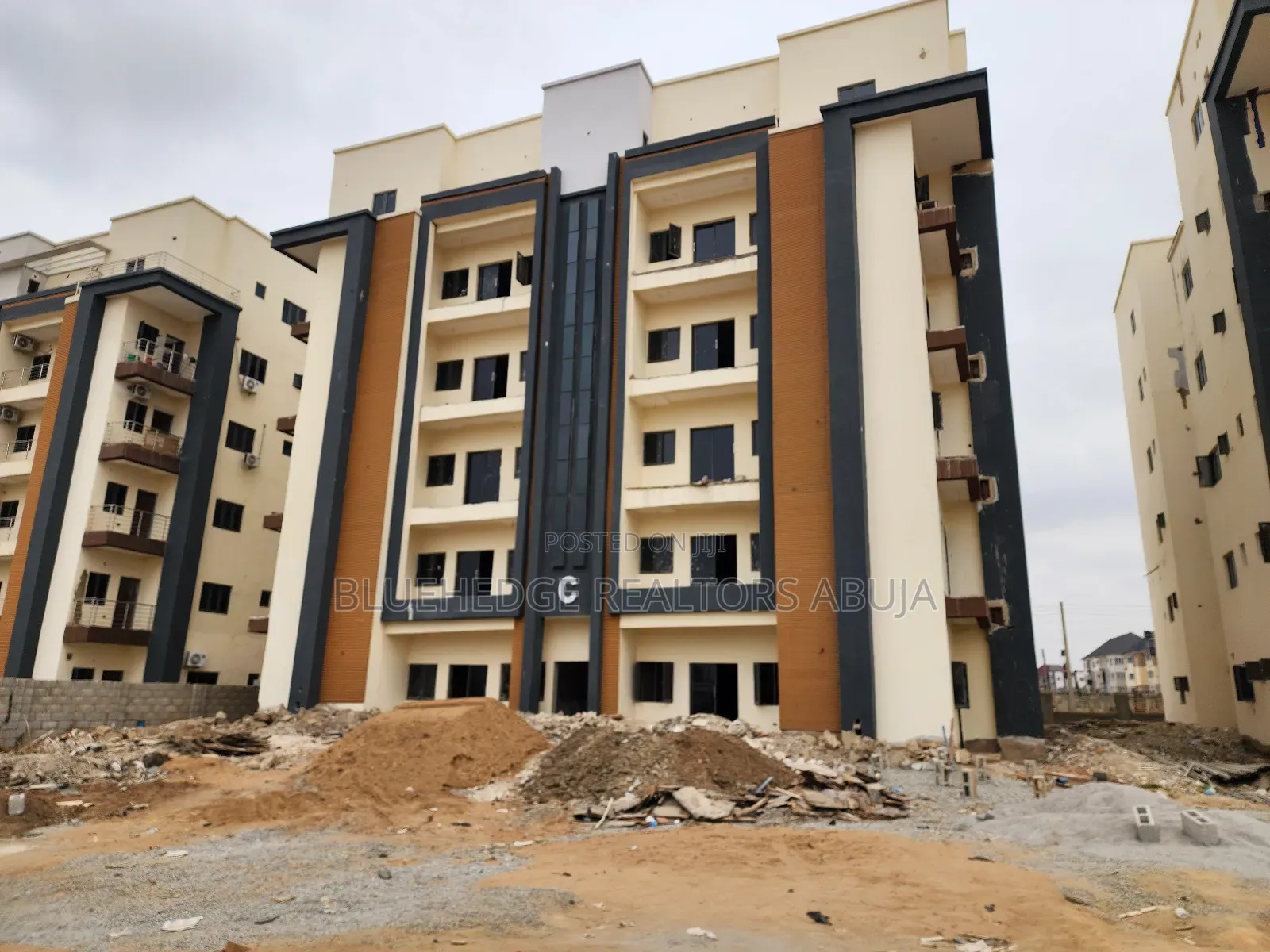 2bdrm Apartment in Sabon Lugbe for sale in Sabon Lugbe
