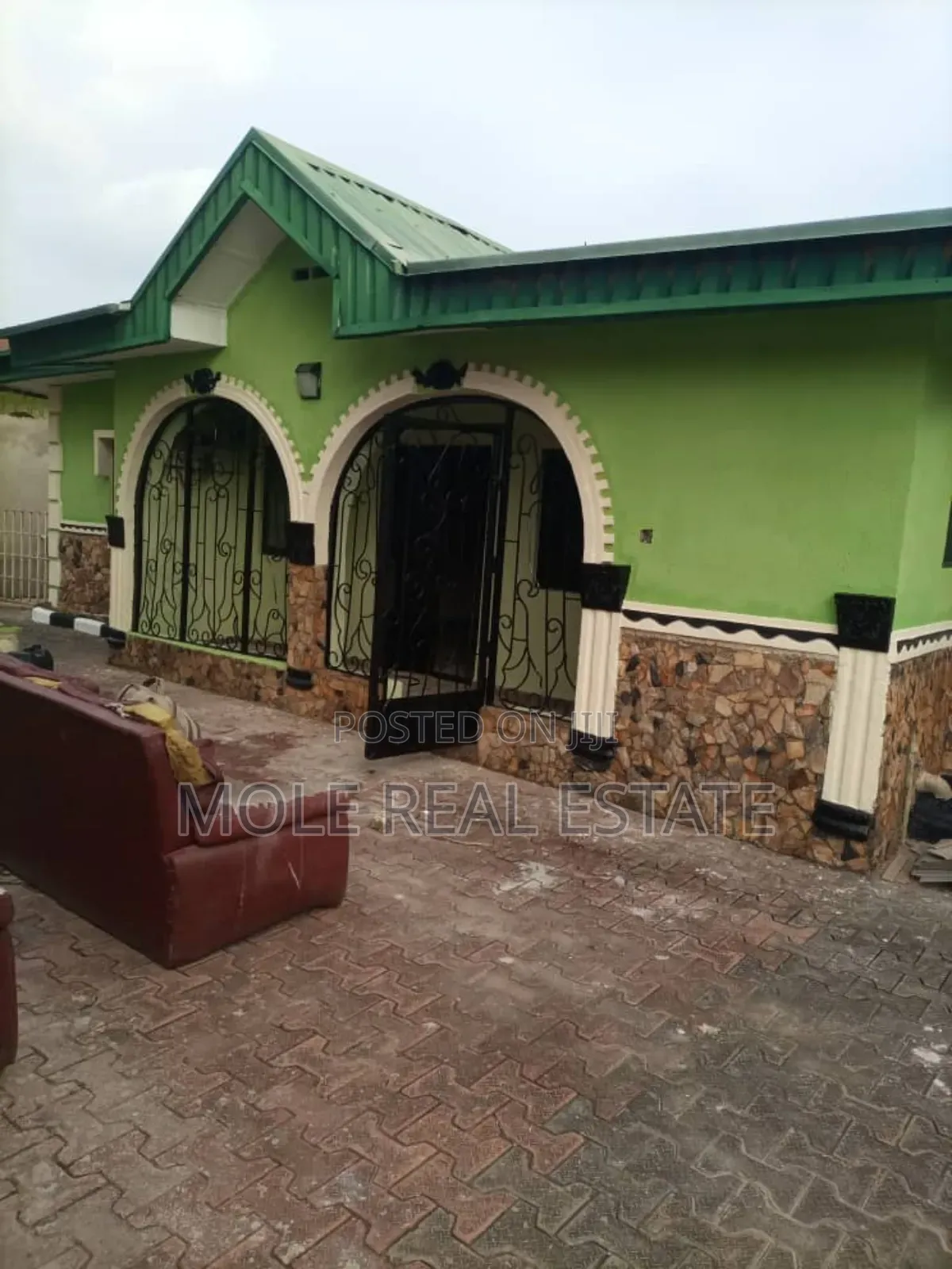 4 Bedroom Bungalow 4 Sale Baruwa Ipaja in Baruwa