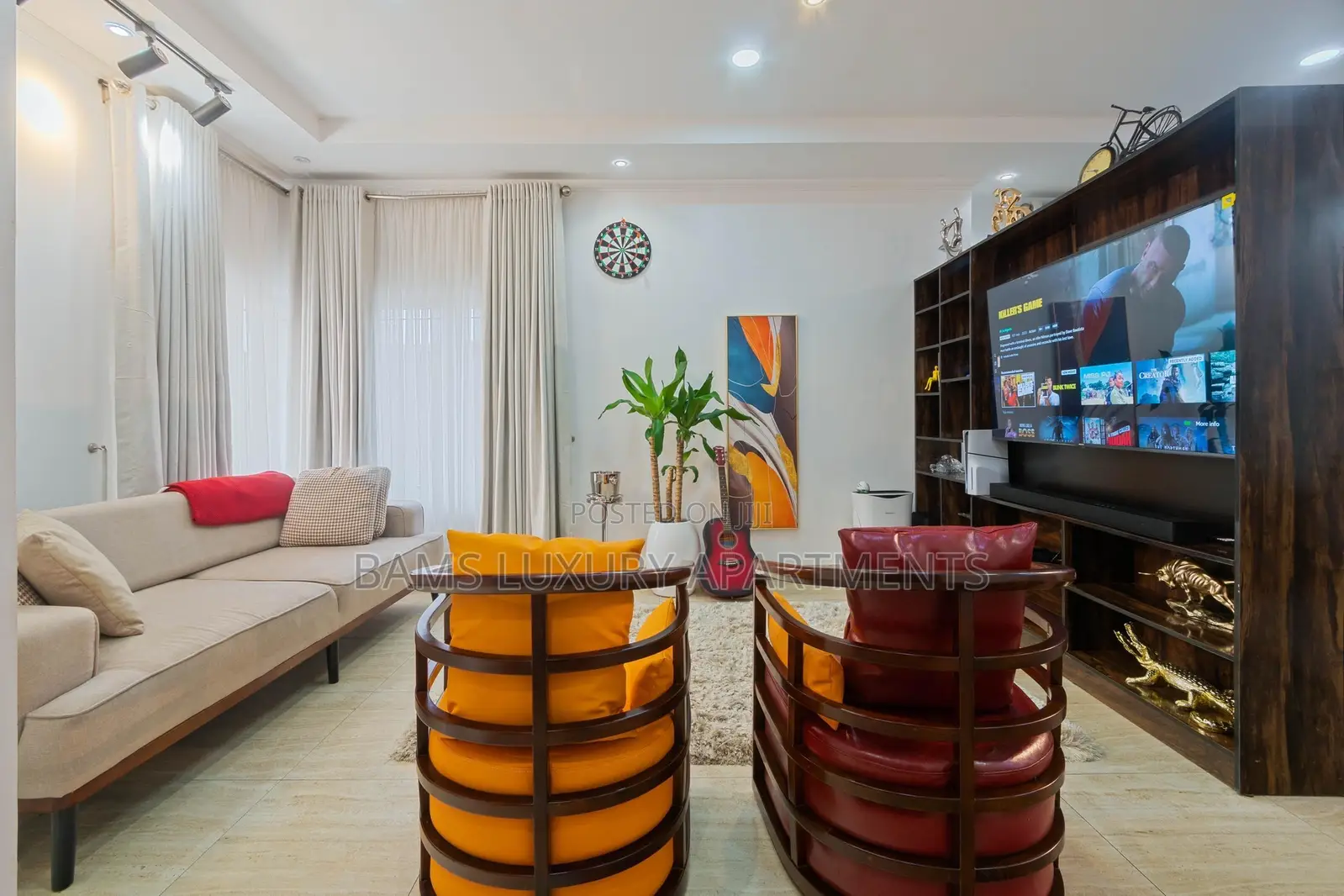 One Bedroom Apartment, Chevy View in Chevron