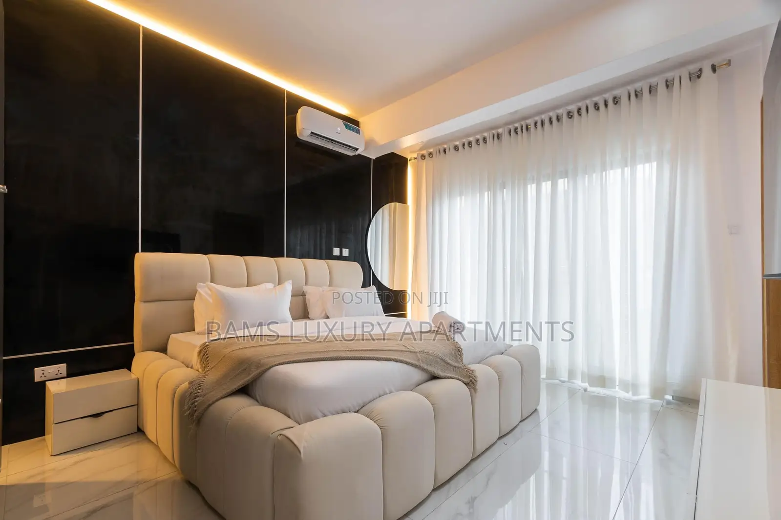 White! 2 Bedroom Apartment With Snooker ,Ps5 in Lekki Phase 1