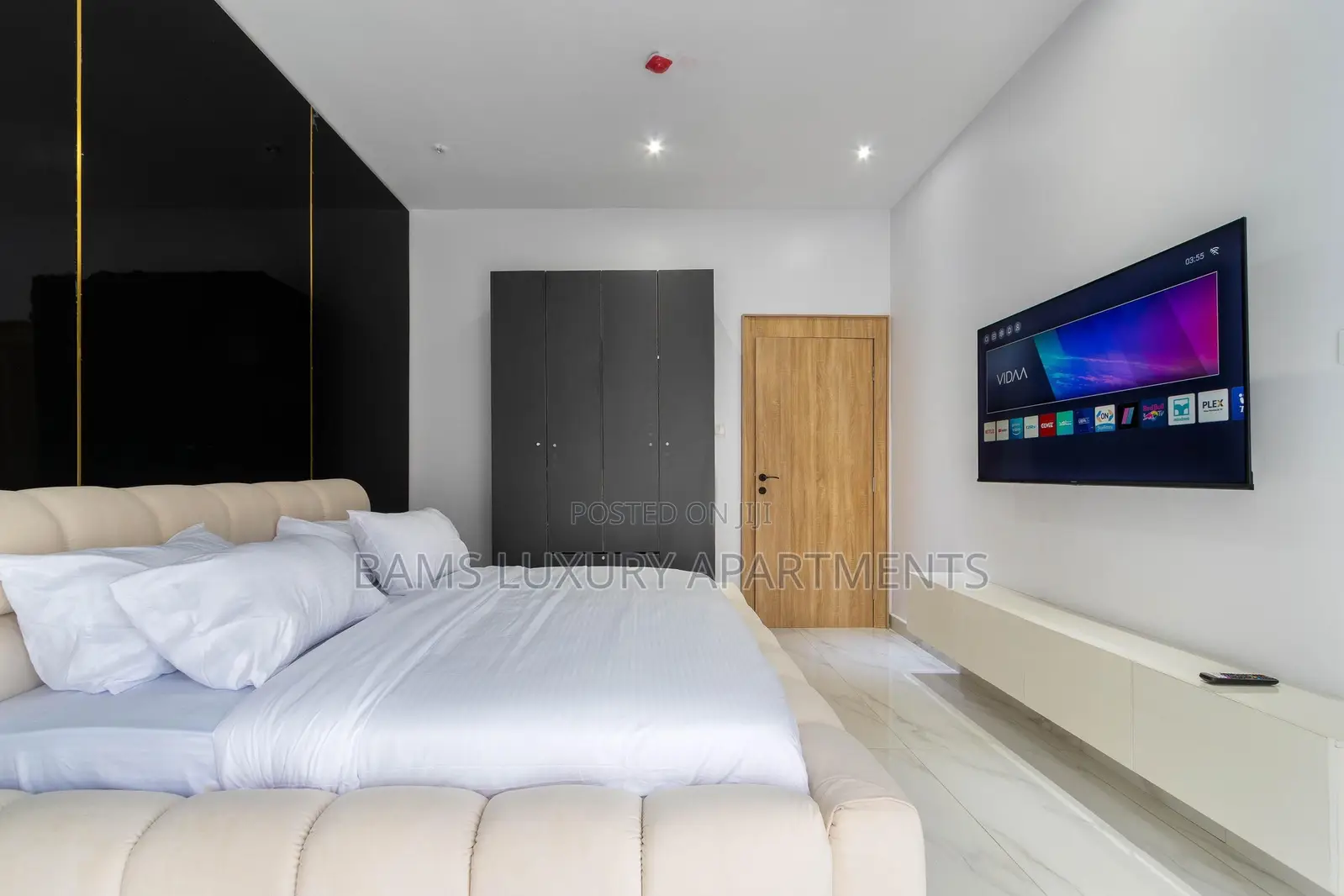 Grey Unit 2 Bedroom Apartment With Snooker ,Table Tennis in Lekki Phase 1