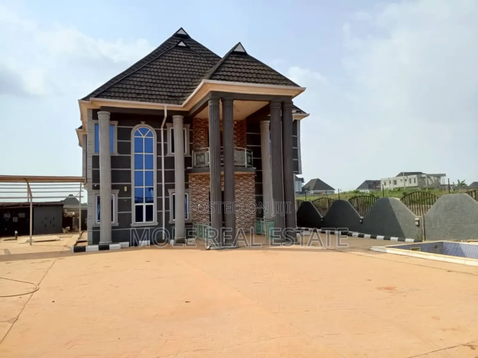 New 5 Bedroom Detatched Hiltop Estate Ikola Command in Ifako-Ijaiye