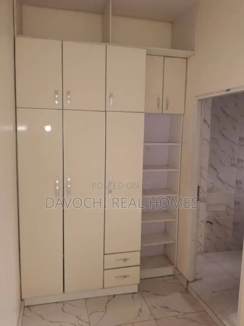 3bdrm Apartment in Hopeville Estate, for rent in Sangotedo