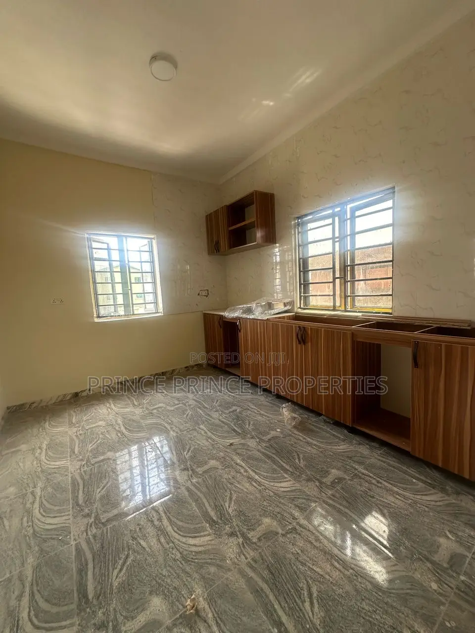 Furnished 2bdrm Block of Flats in Surulere for rent in Surulere