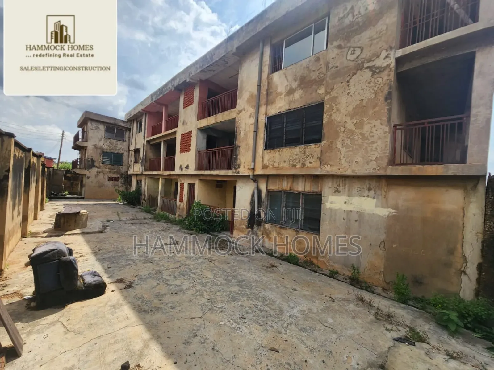 20bdrm Block of Flats in Iwo Road for sale in Iwo Road