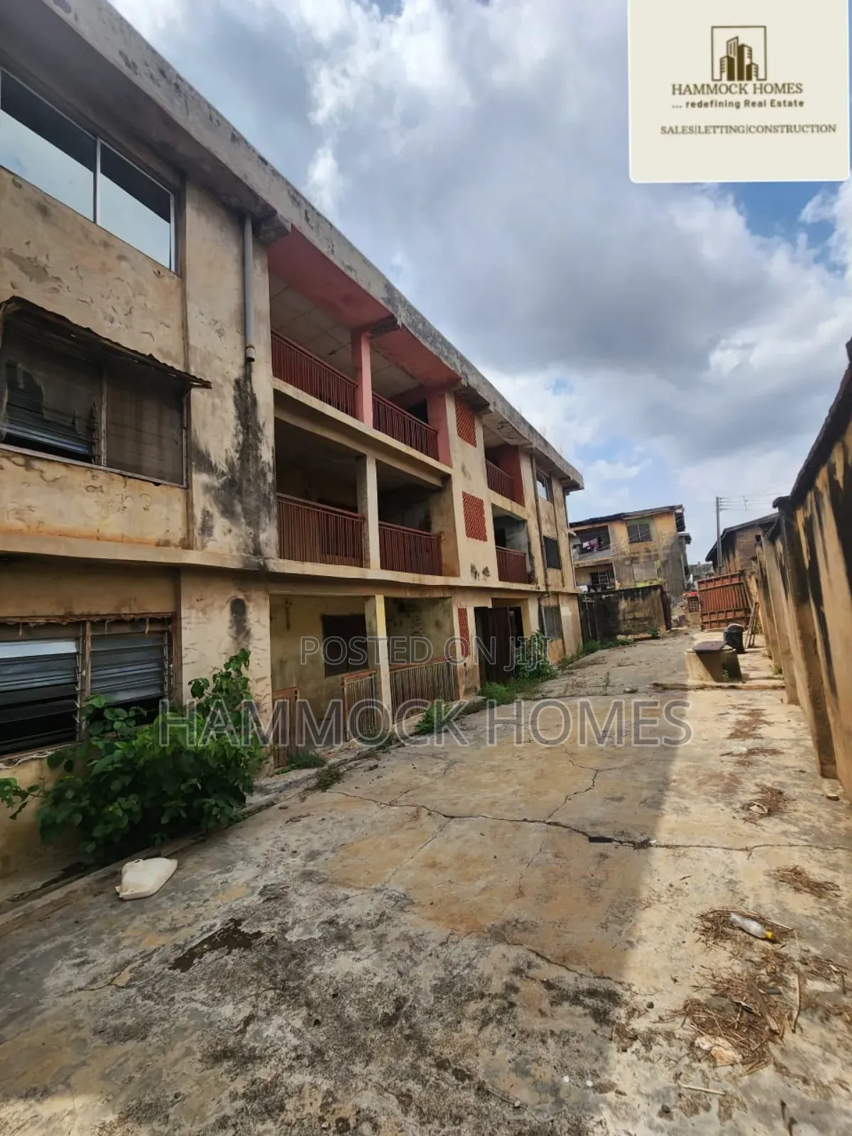 20bdrm Block of Flats in Iwo Road for sale in Iwo Road