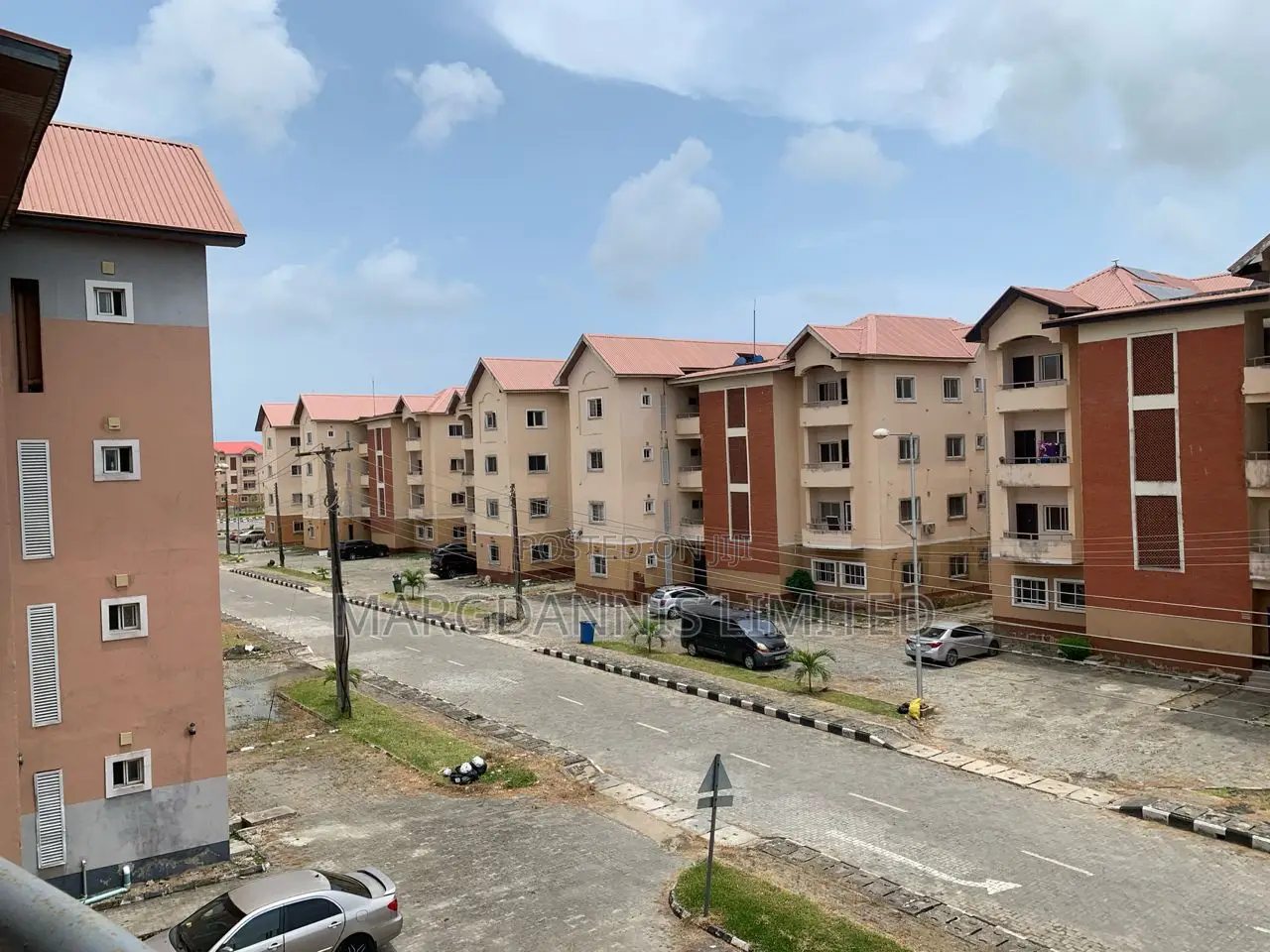 3bdrm Apartment in Sangotedo, Housing for sale in Lagos Island / Lagos Island