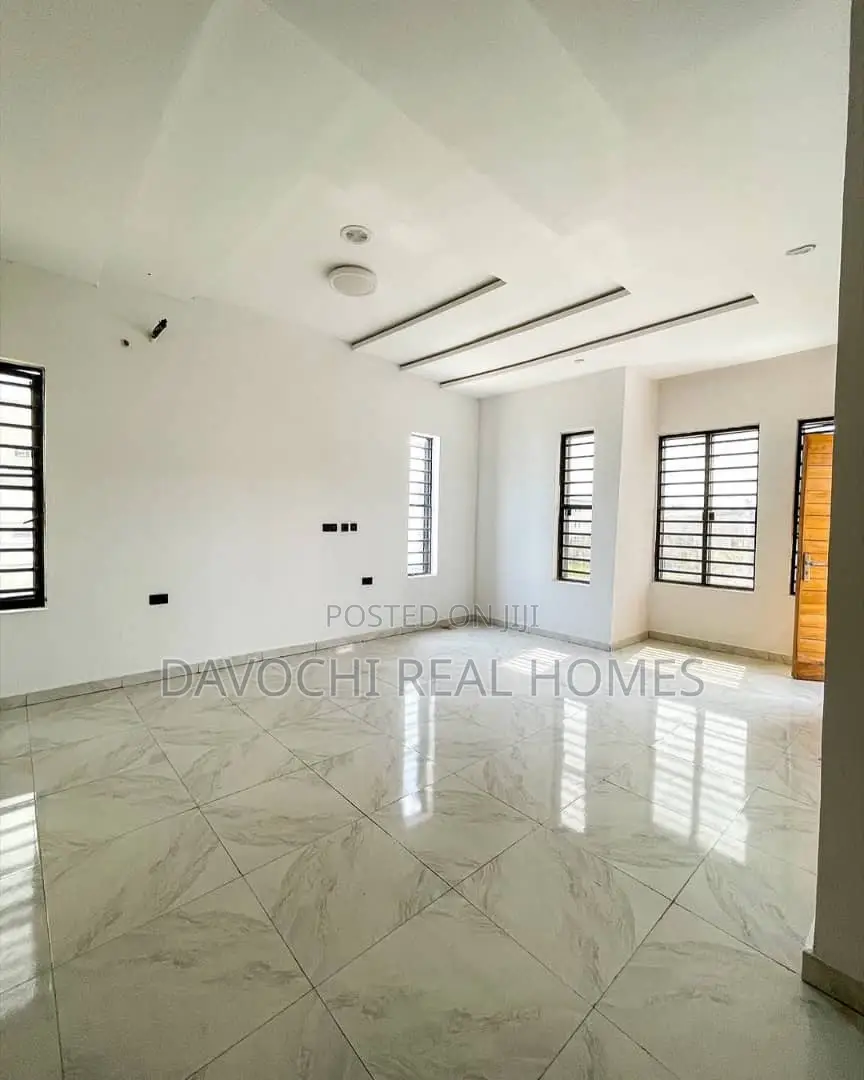 4bdrm Duplex in Ikota, Lekki for rent in Ikota