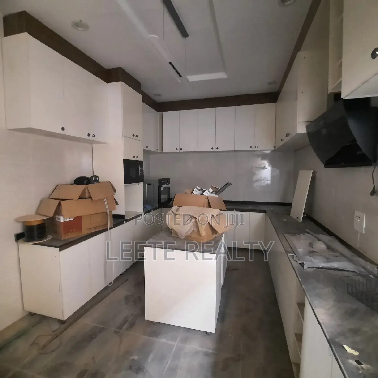 5bdrm Duplex in Lokogoma for sale in Lokogoma