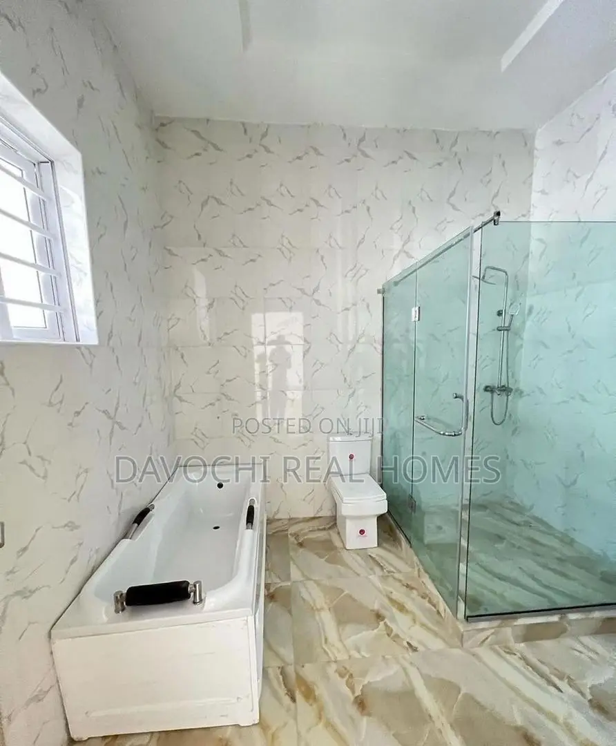 4bdrm Duplex in Ikota, Lekki for rent in Ikota