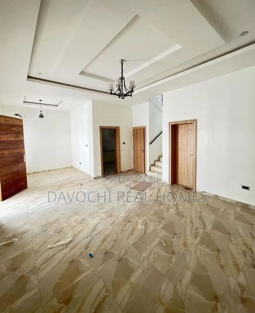 4bdrm Duplex in Ikota, Lekki for rent in Ikota