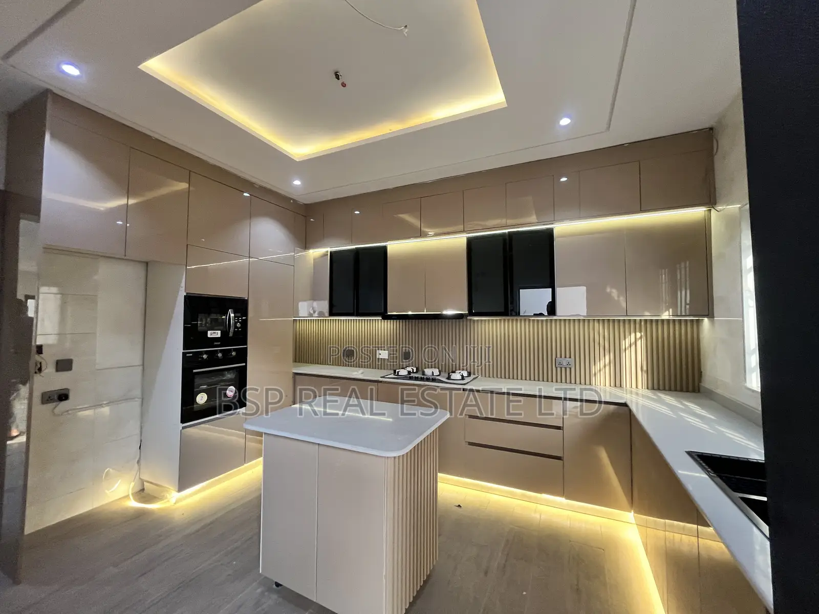 4bdrm Townhouse/Terrace in Jahi for sale in Jahi