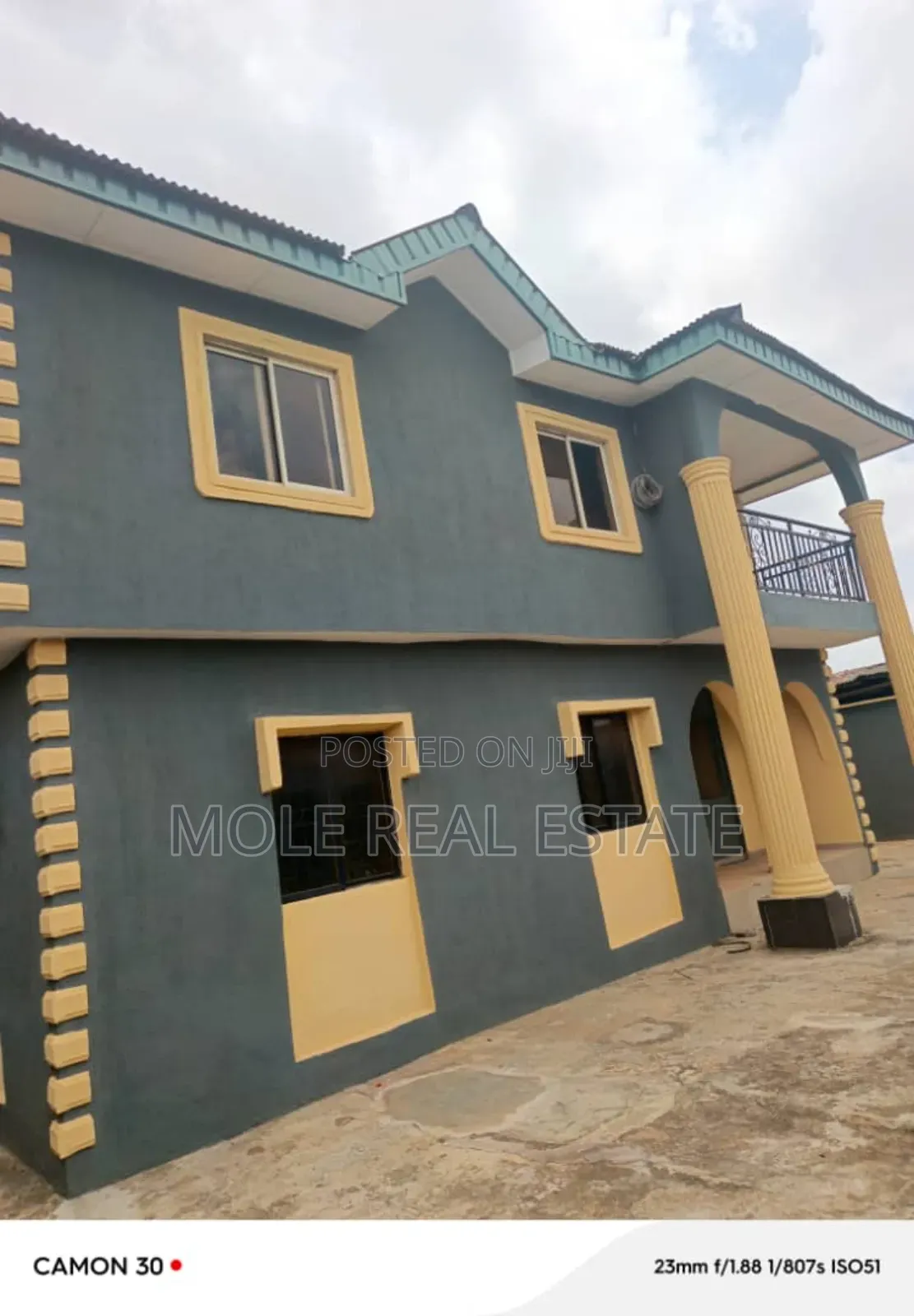 3bdrm Block of Flats in Toll Gate, Ajegunle for sale in Ajegunle