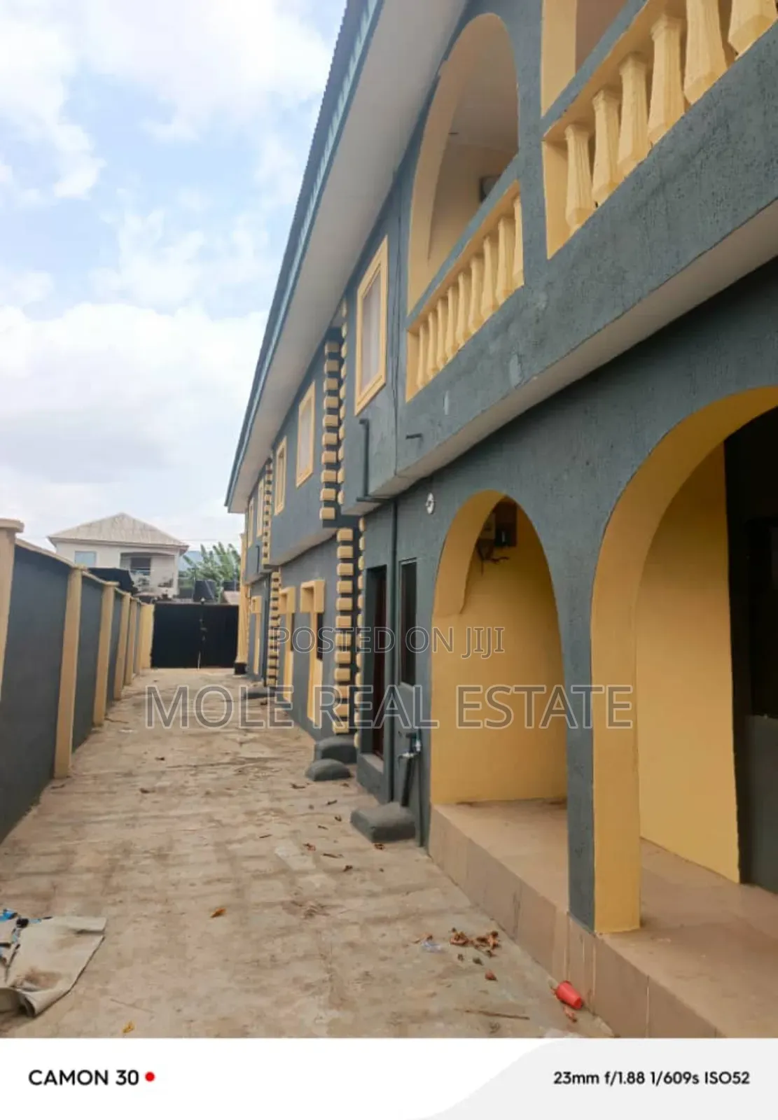 3bdrm Block of Flats in Toll Gate, Ajegunle for sale in Ajegunle