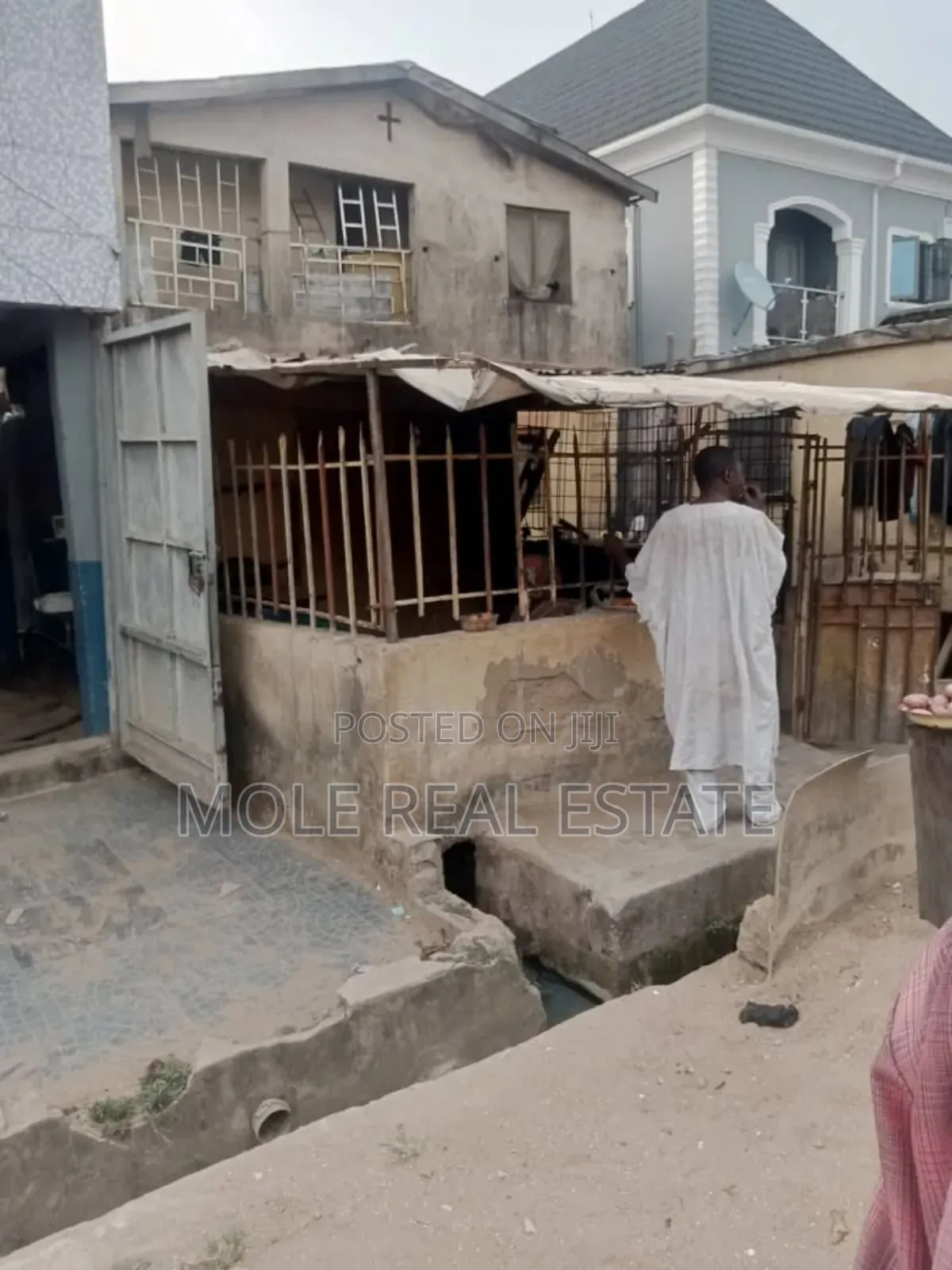 A Storey Building Wit 7 Rooms Governor's Rd in Governors Road