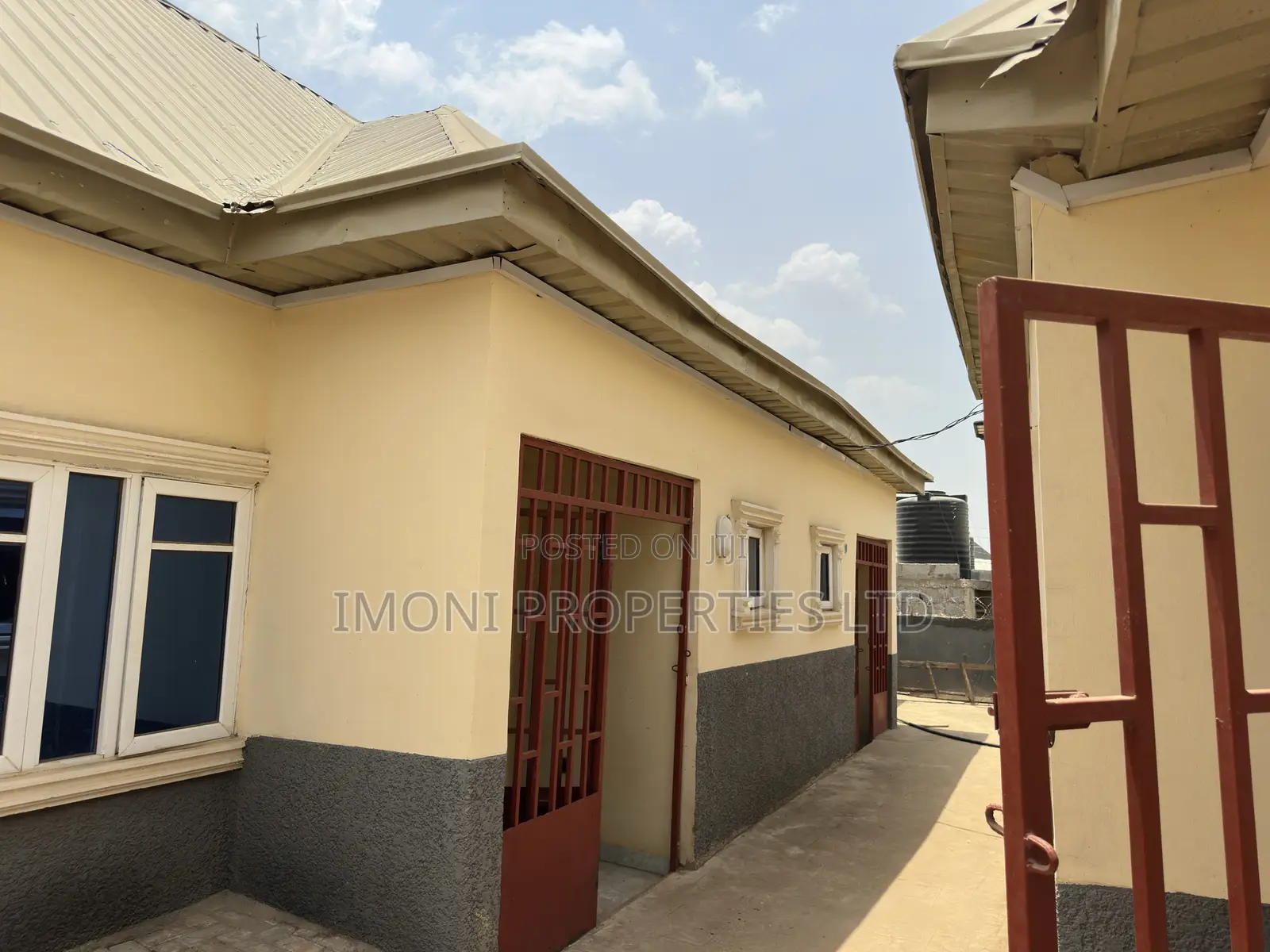 1bdrm Room & Parlour in Freedom Avenue, Dutse-Alhaji for rent in Dutse-Alhaji